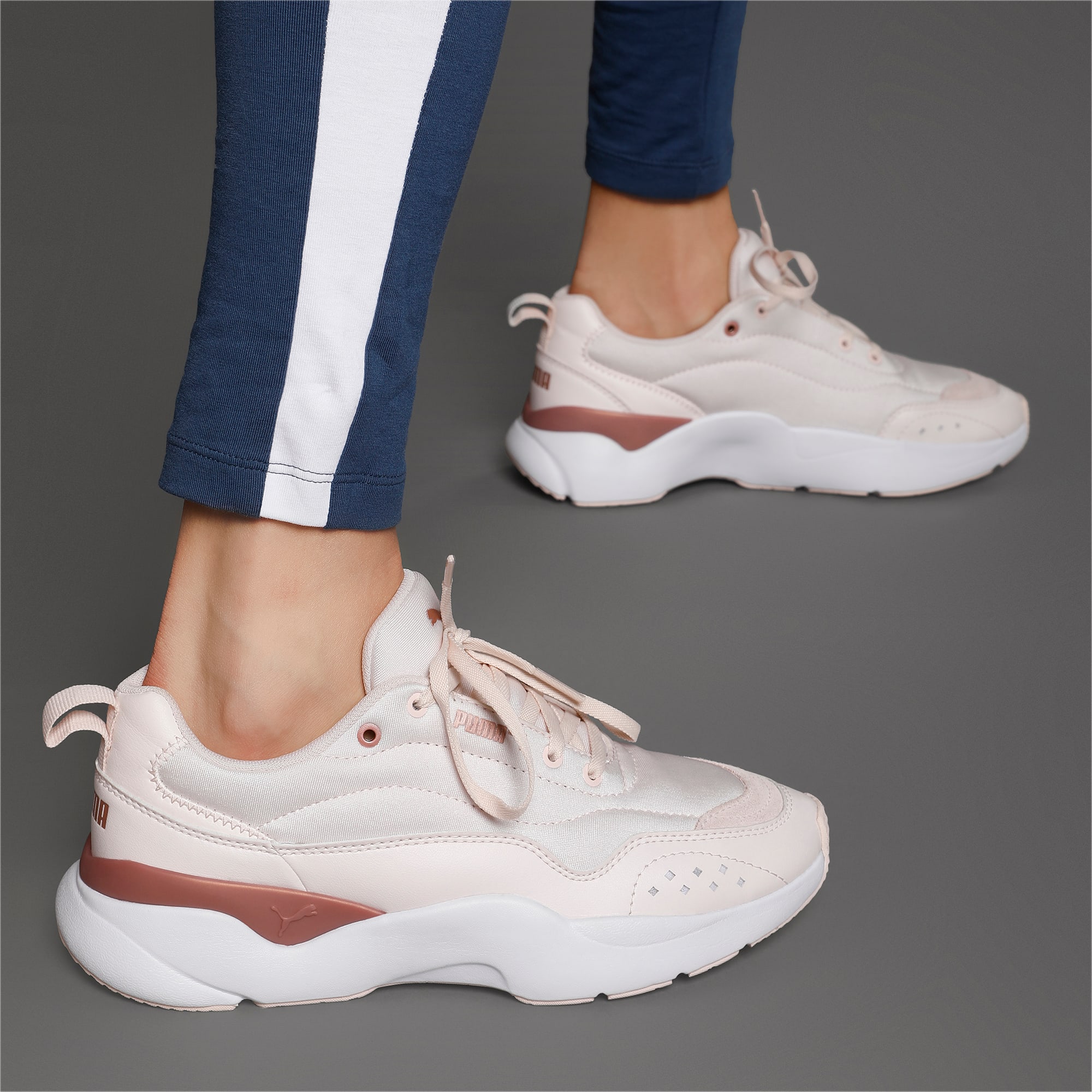 Lia Women s Sneakers