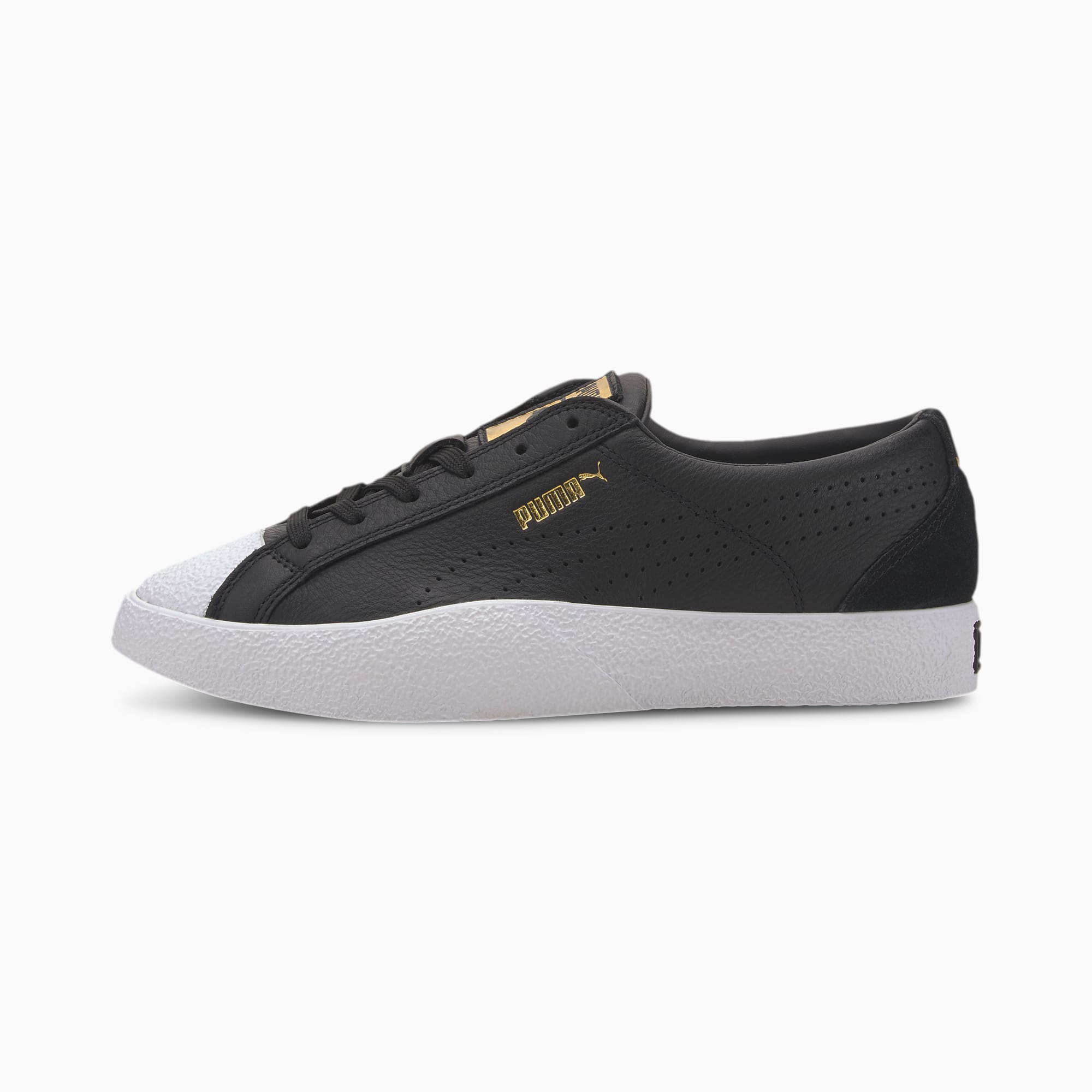 puma black and white tennis shoes