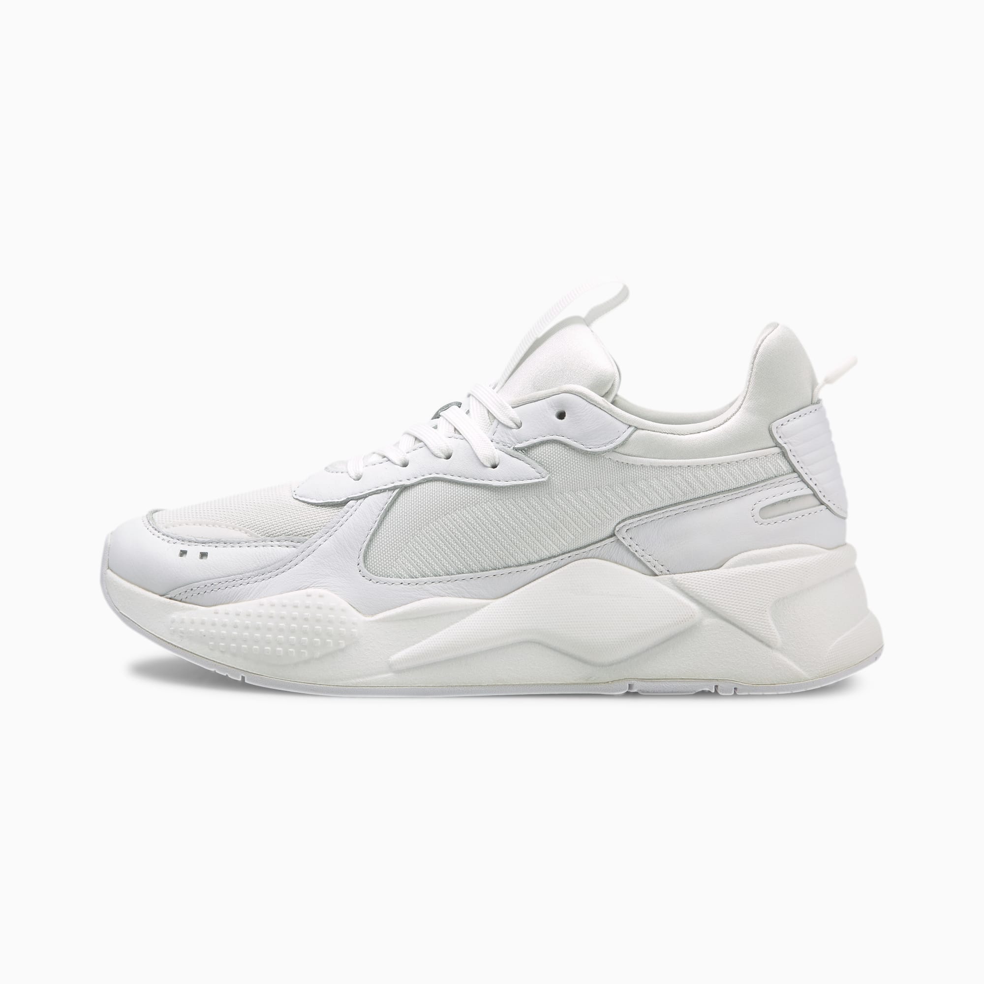 white puma tennis shoes