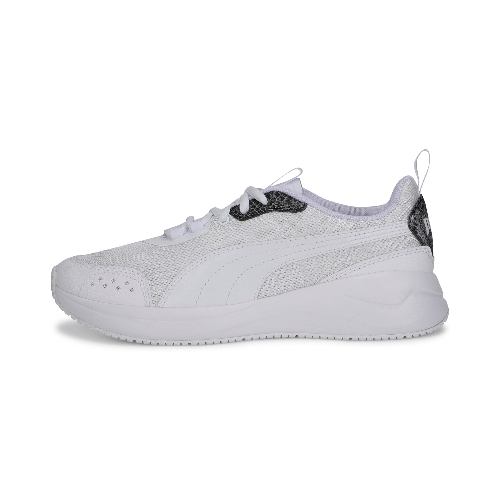 black puma shoes women