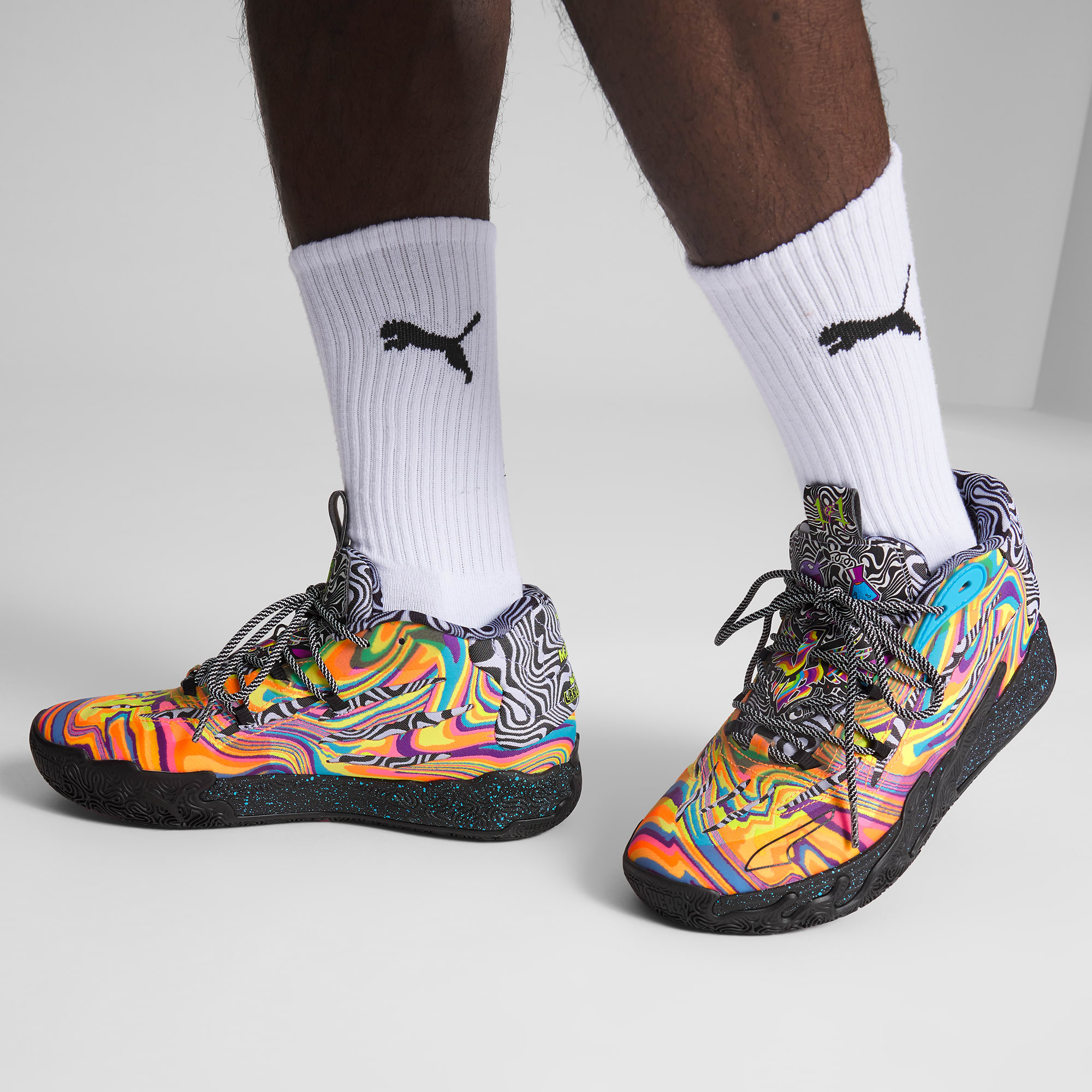 In the lab shoes top