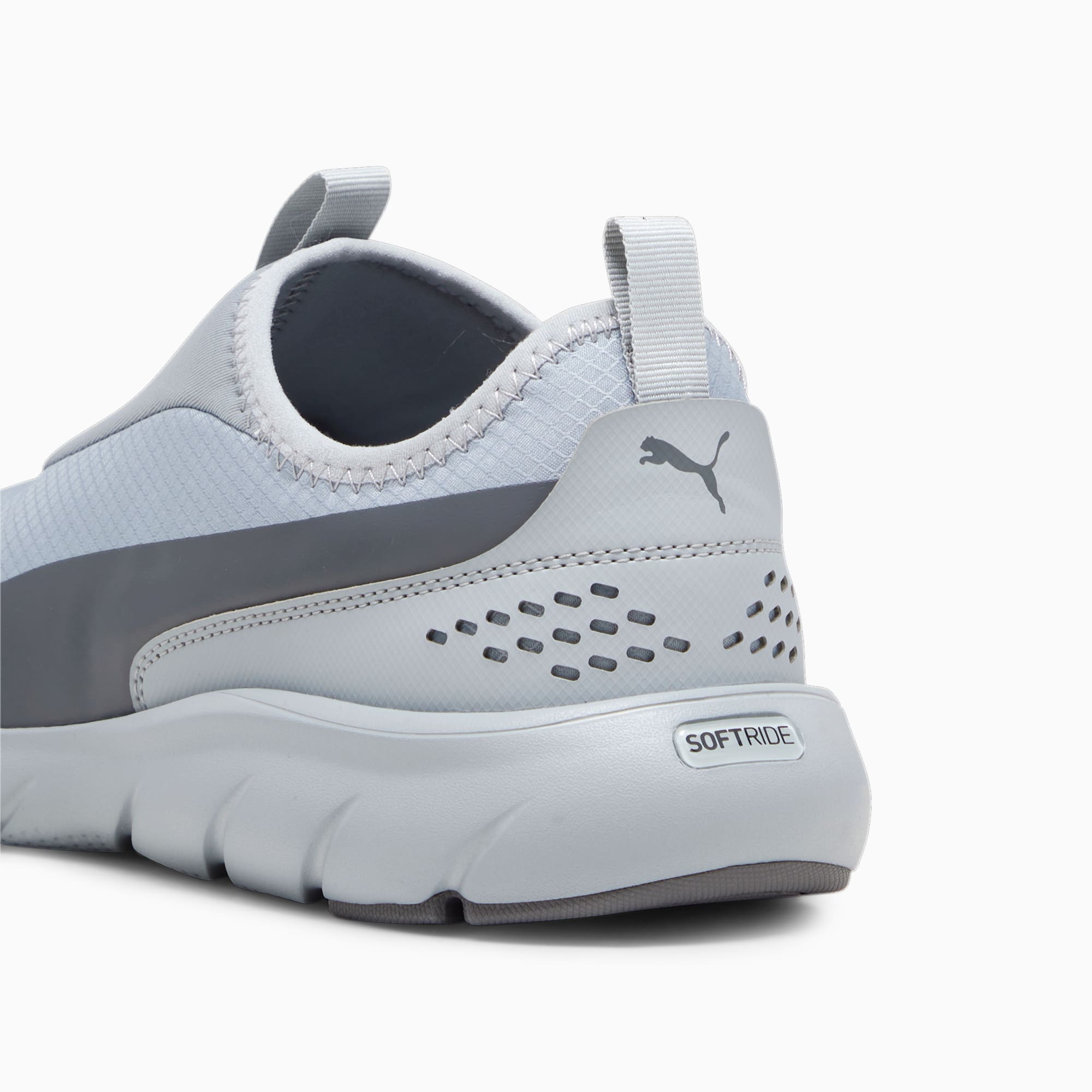 Wide sales puma shoes