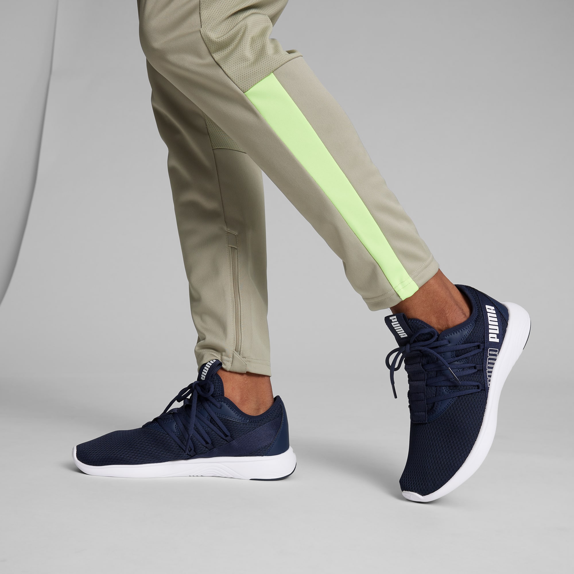 Star Vital Outline Men s Running Shoes PUMA
