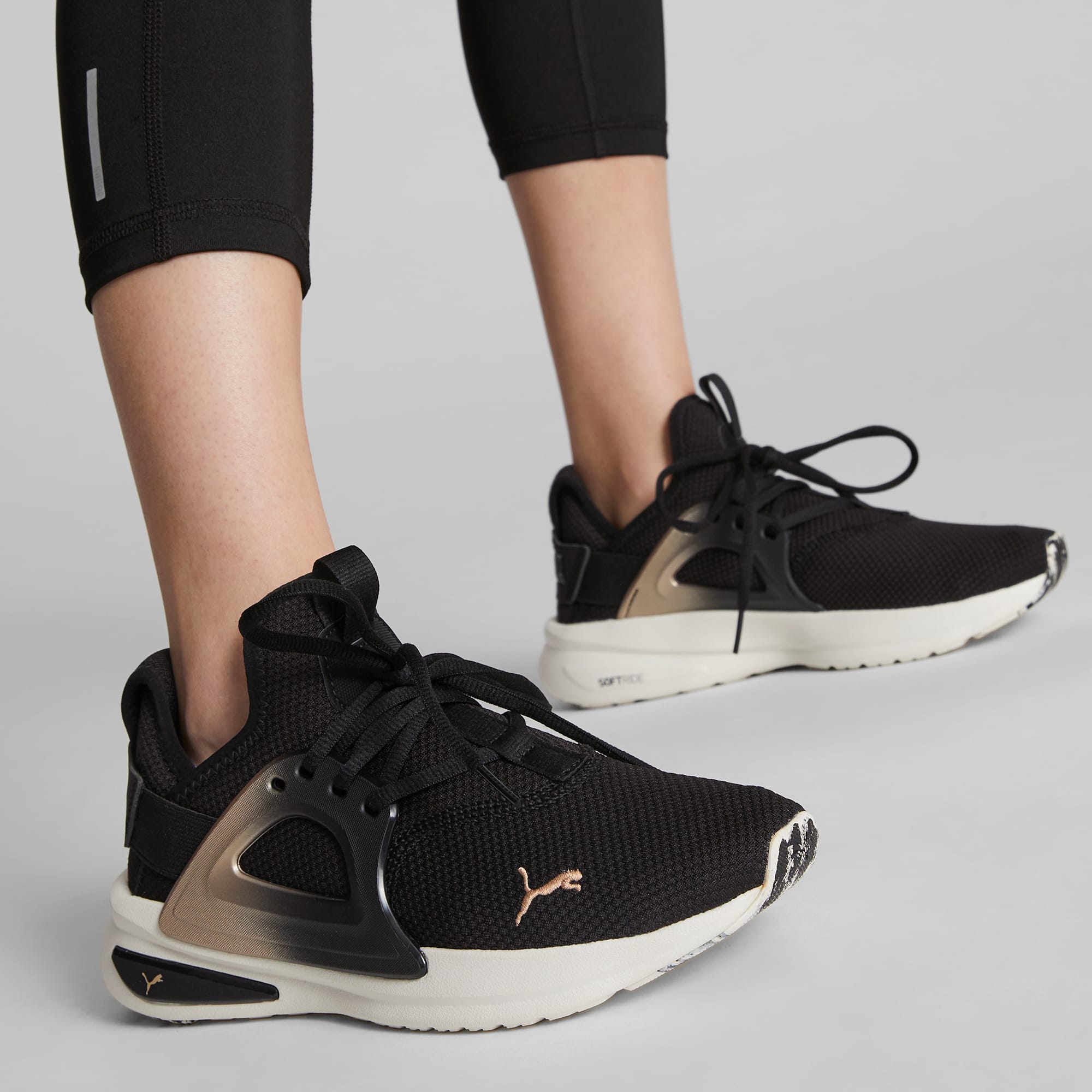Puma women's sale enzo running shoes