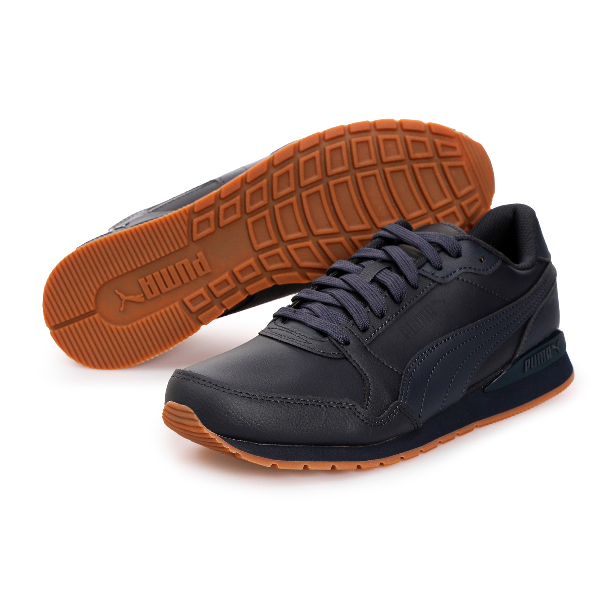 ST Runner v3 L Trainers