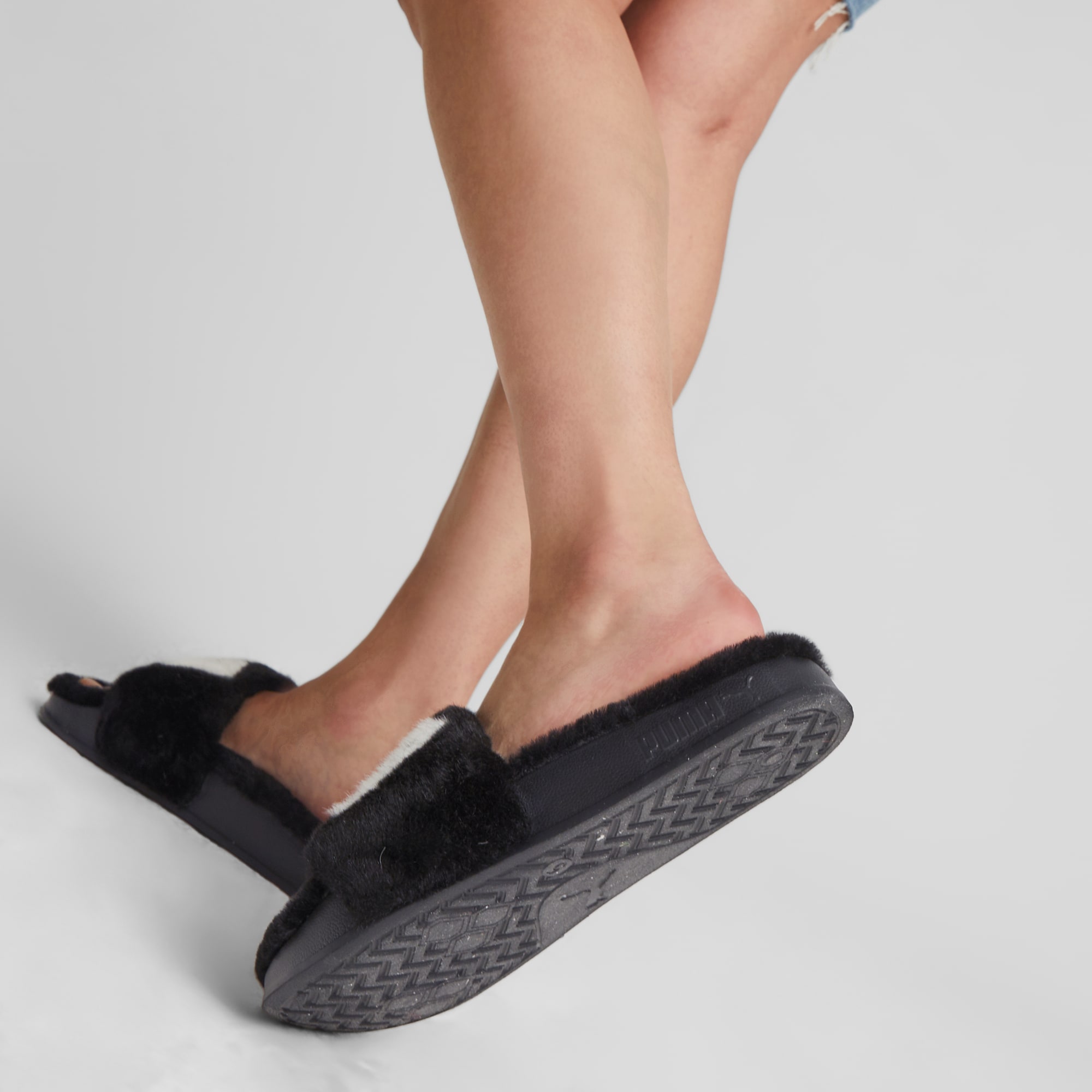 Puma furry store slides 90s