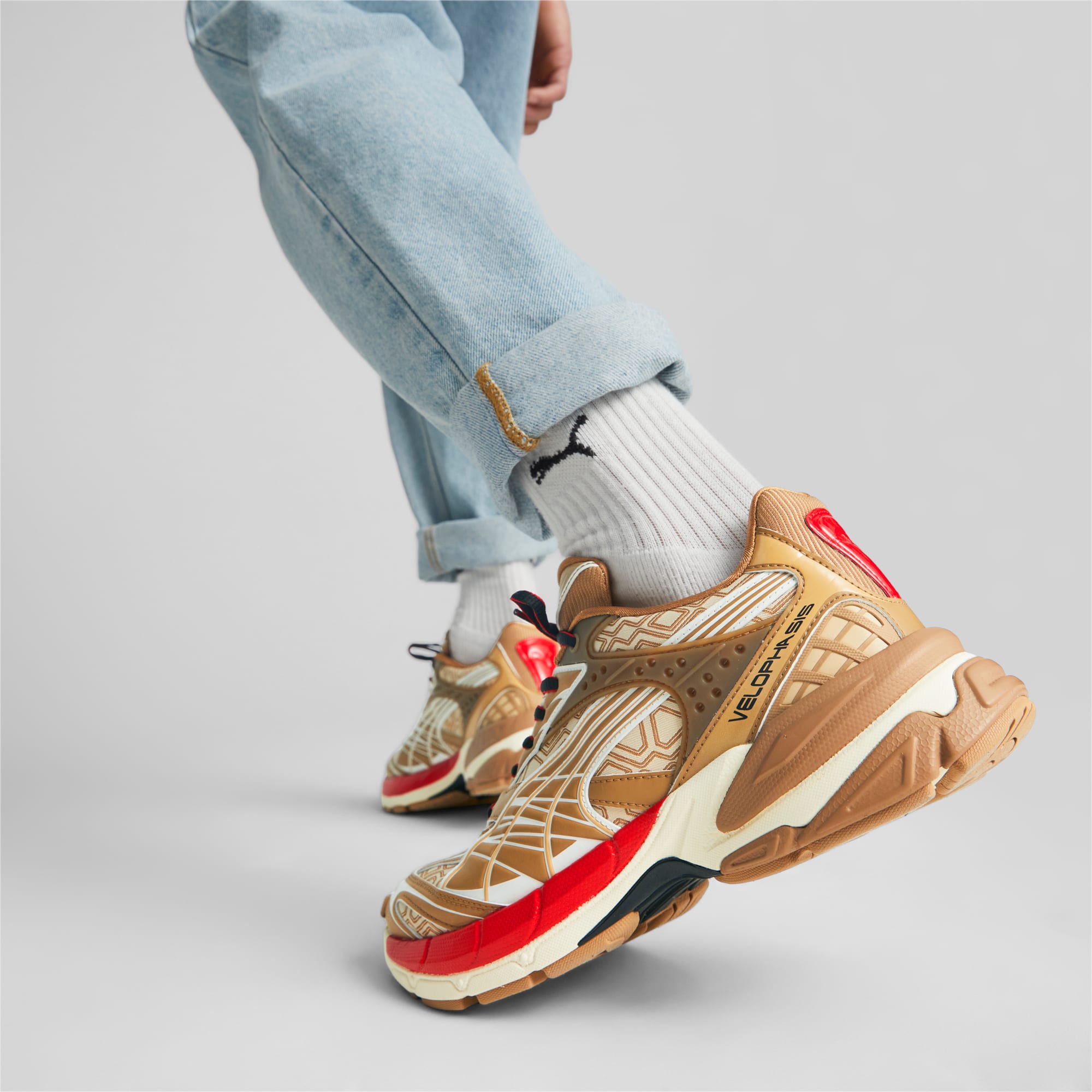Luxe Sport Velophasis Sneakers