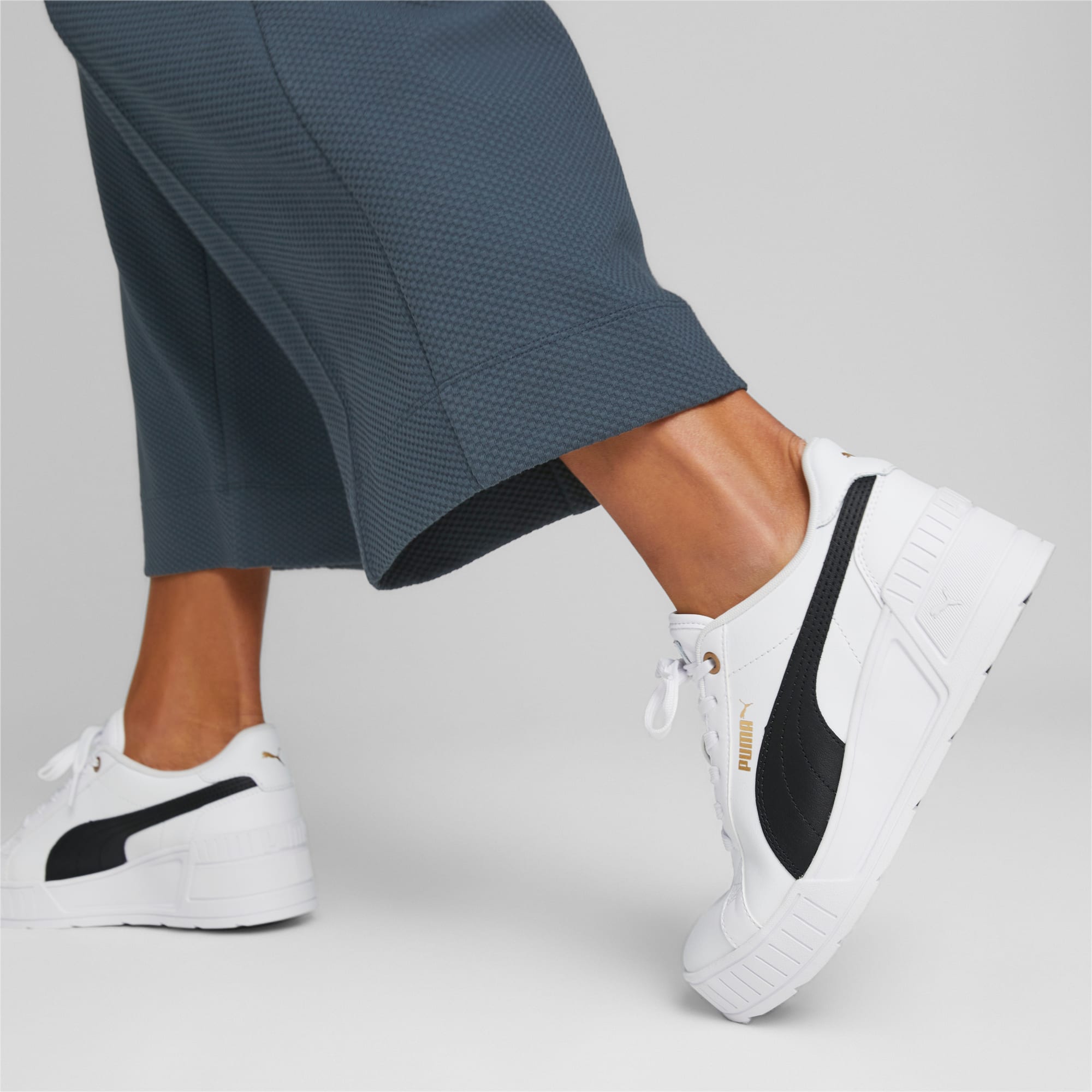 Puma wedge hot sale sneakers black