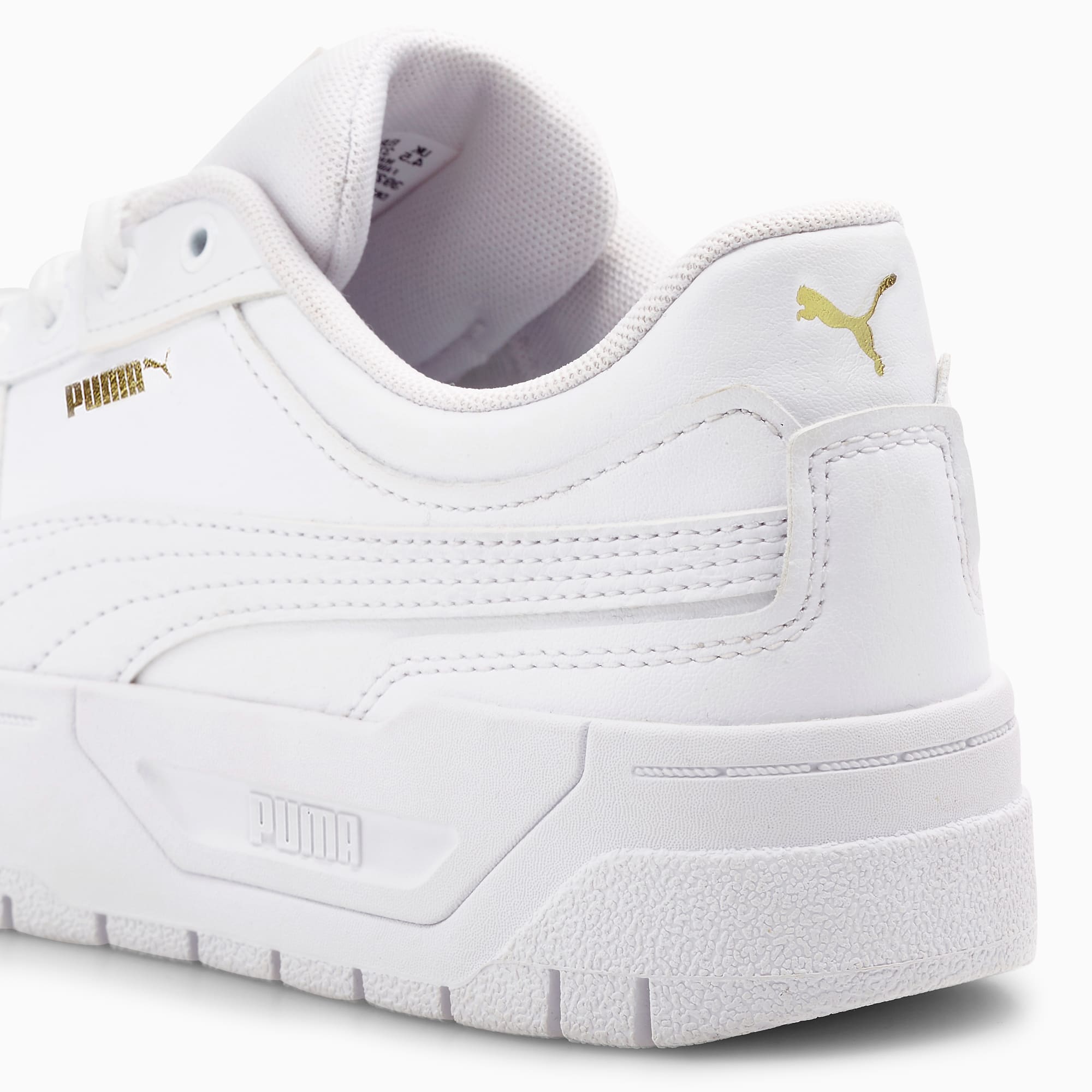 Sepatu on sale sneakers puma
