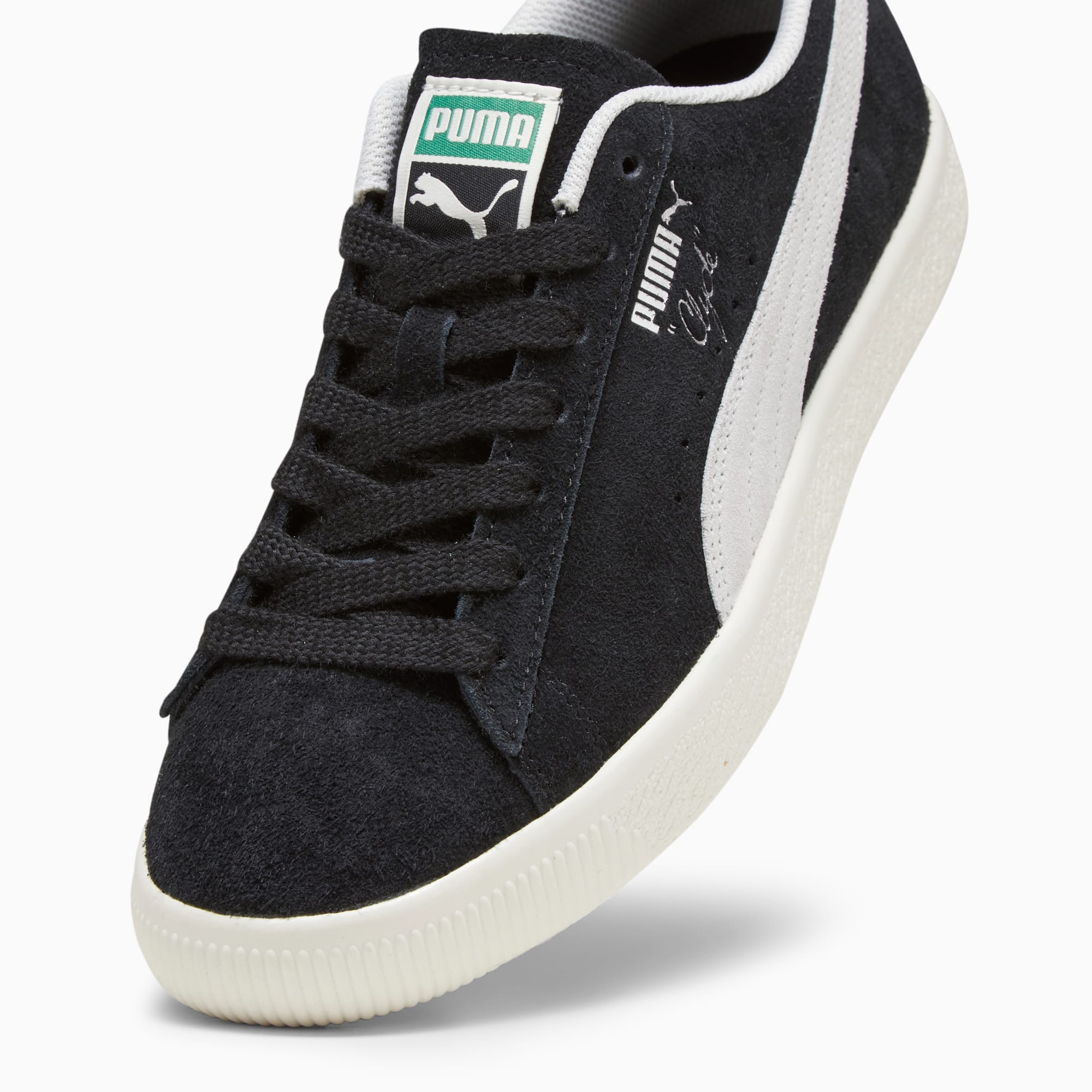 Puma clyde suede sneakers online