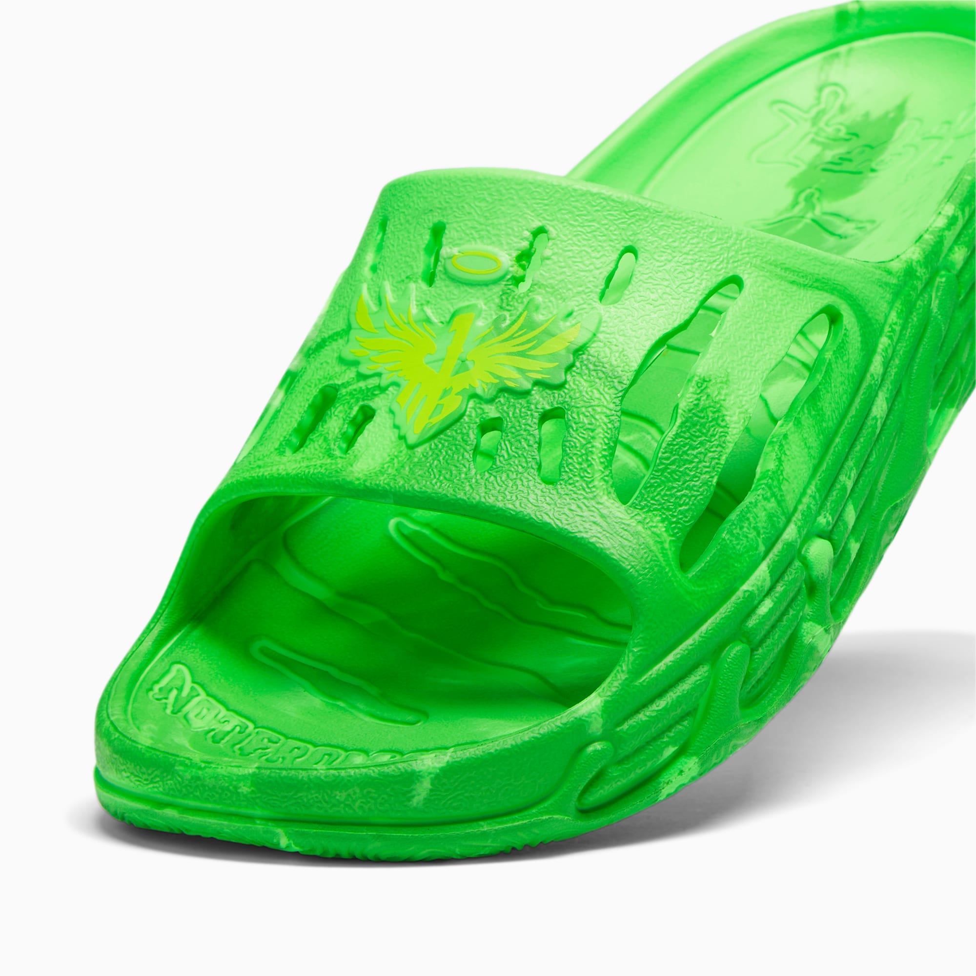MB.03 Basketball Slides