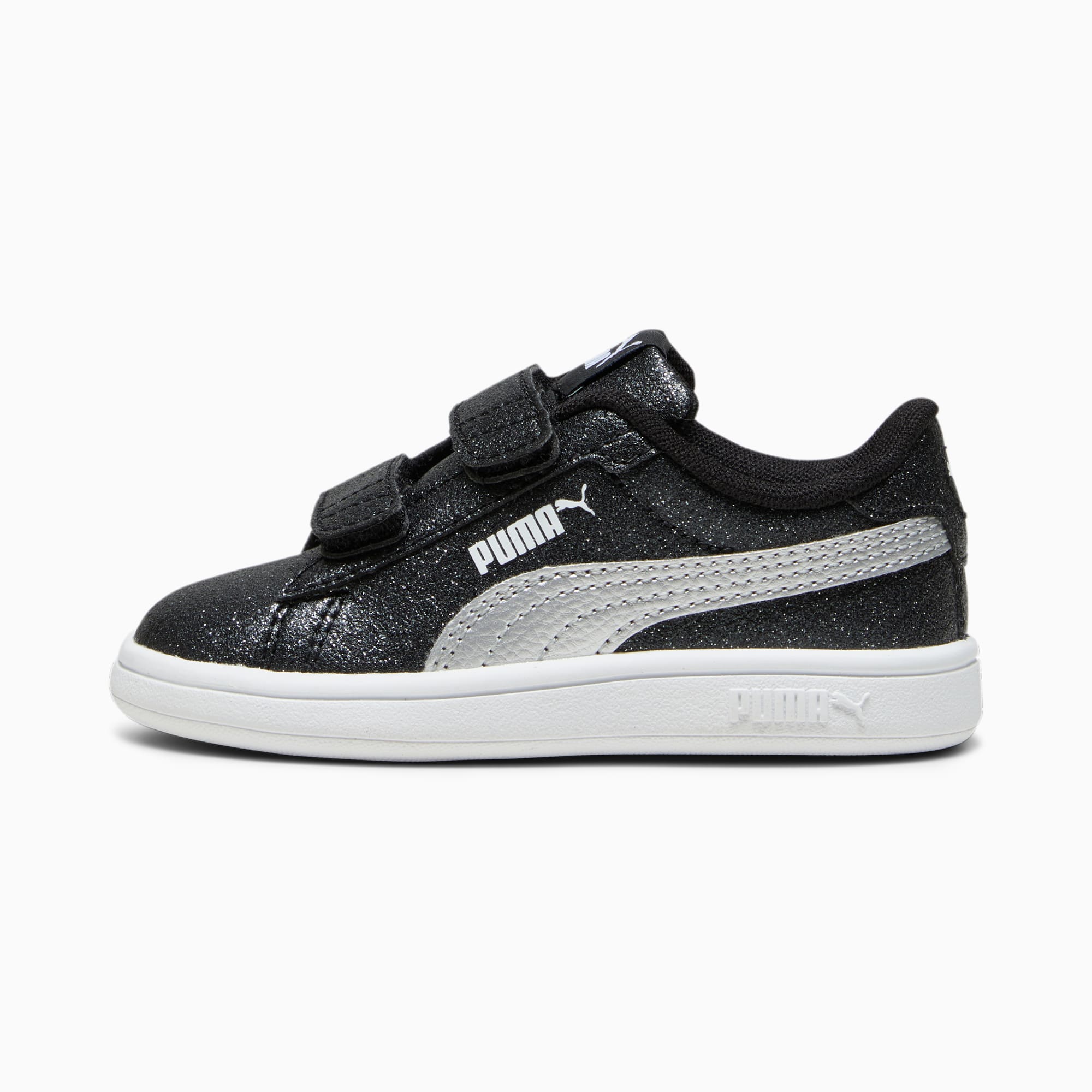 Zwarte PUMA sneaker voor kinderen met twee klittenbandsluitingen en zilveren Formstrip.