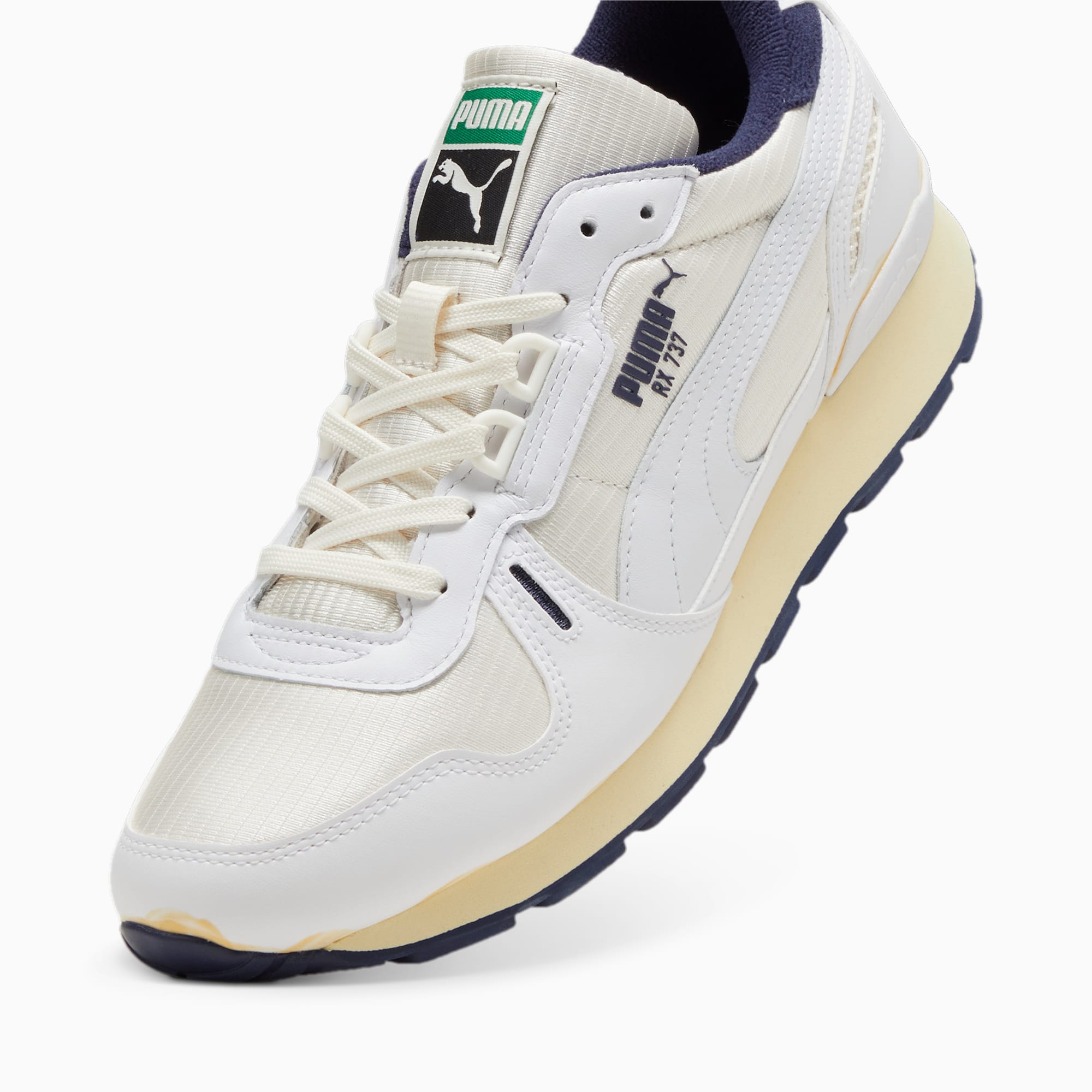 RX 737 TheNeverWorn II Sneakers beige PUMA