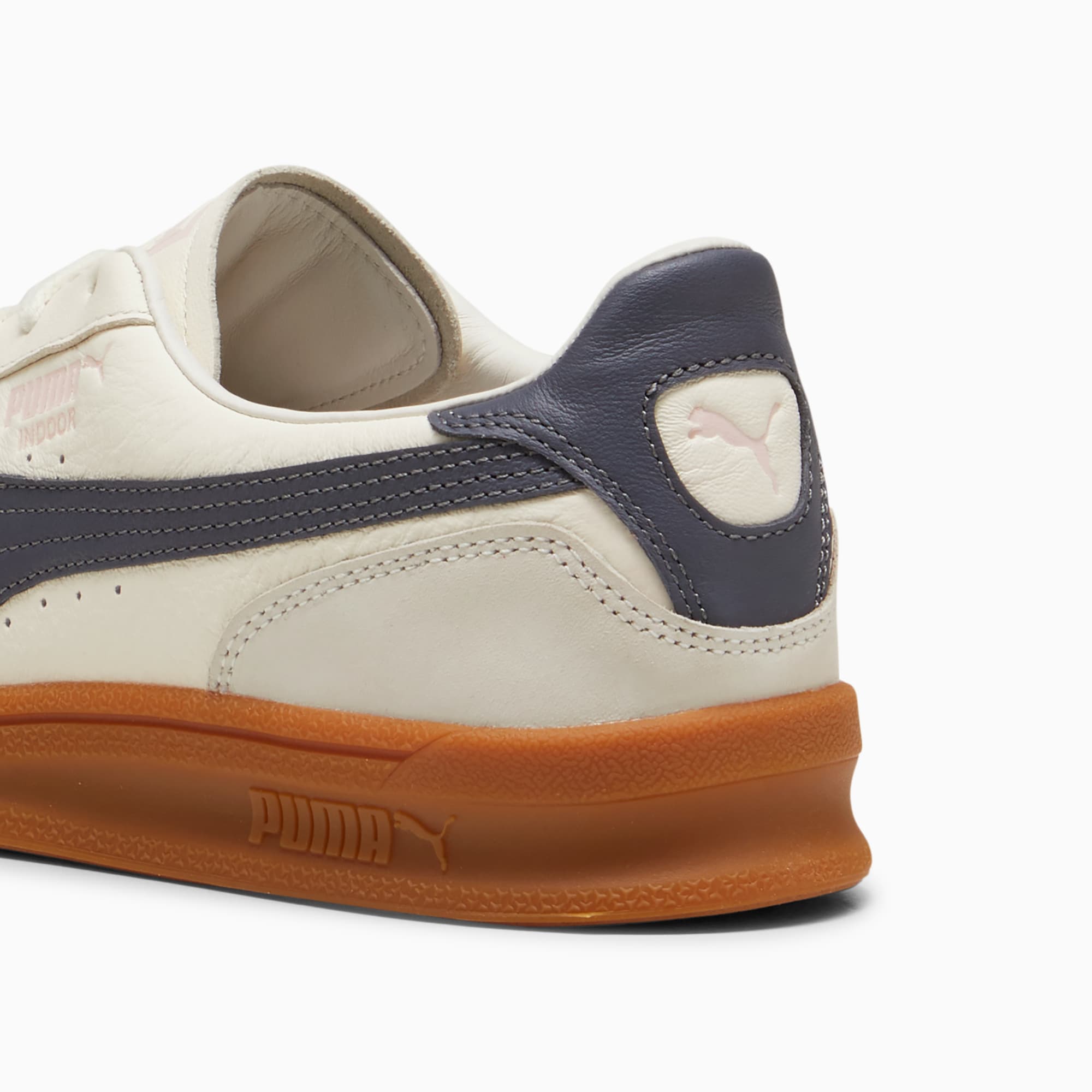Puma universal indoor 2025