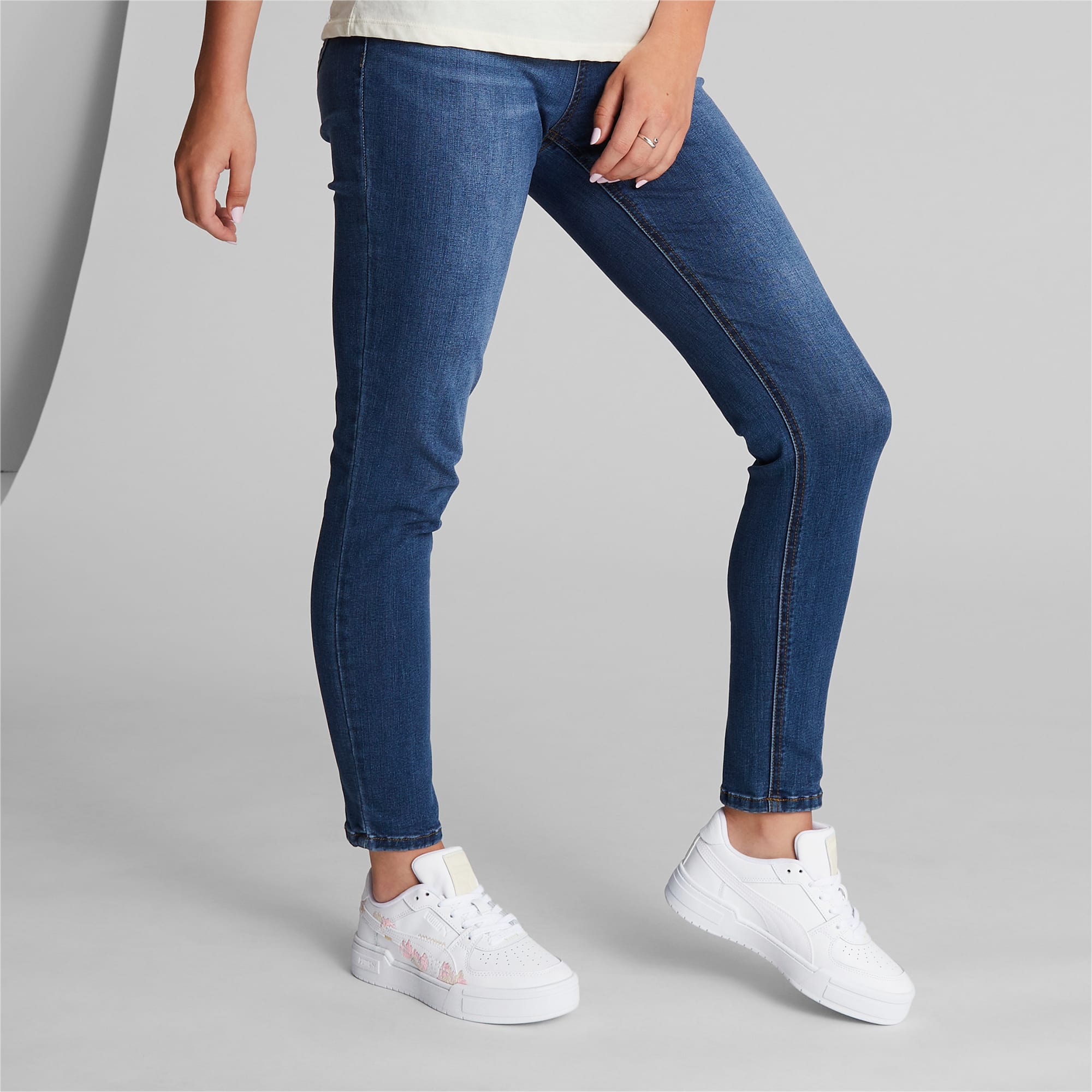 Puma suede platforms in white cheap with embroidery