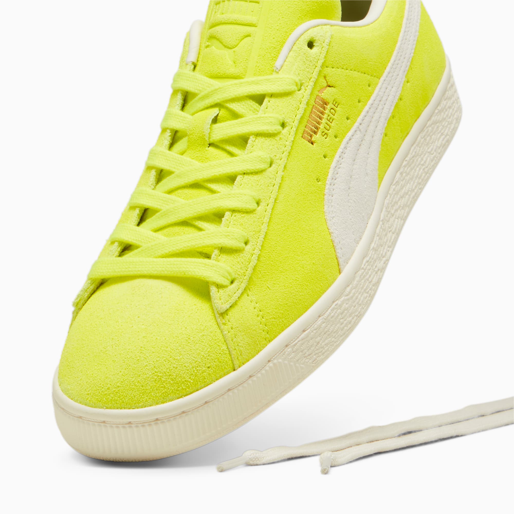 Neon yellow pumas hot sale