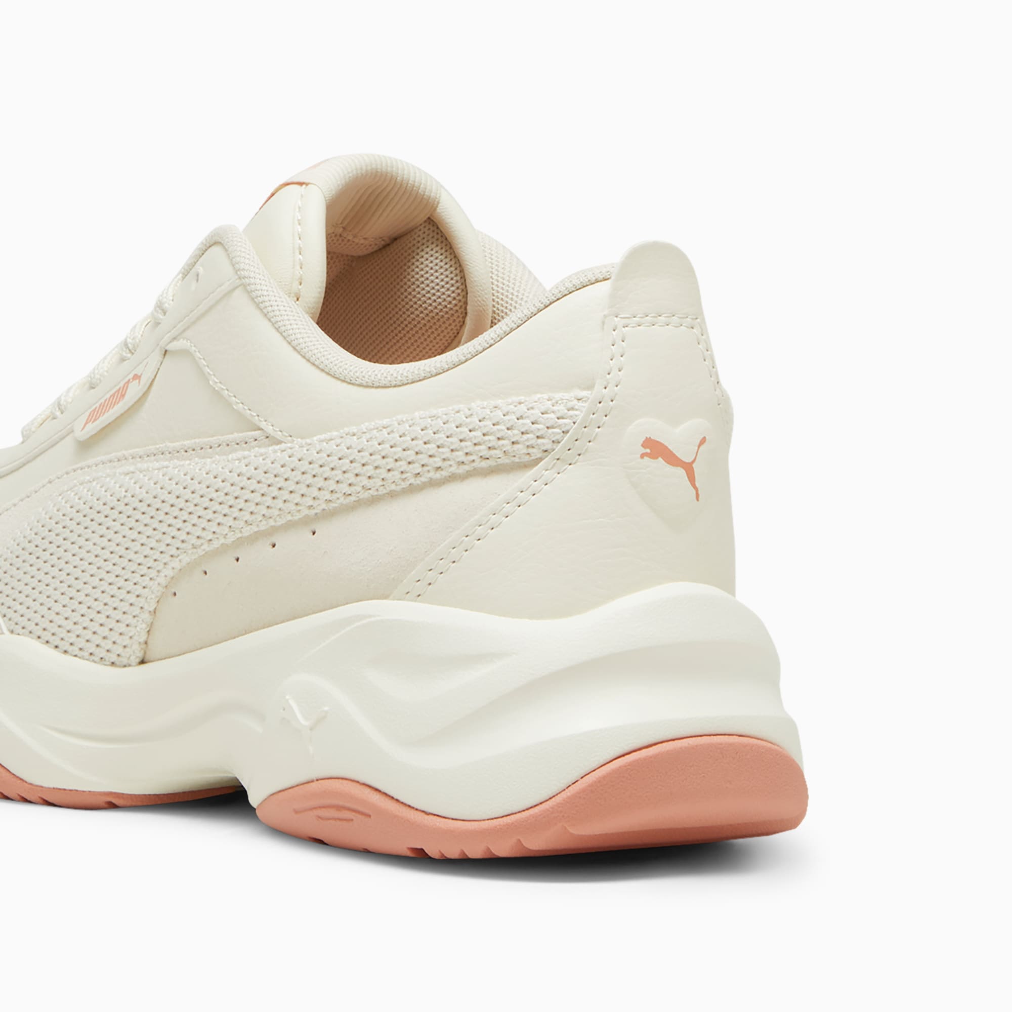Cilia Mode Coquette Sneakers Unisex