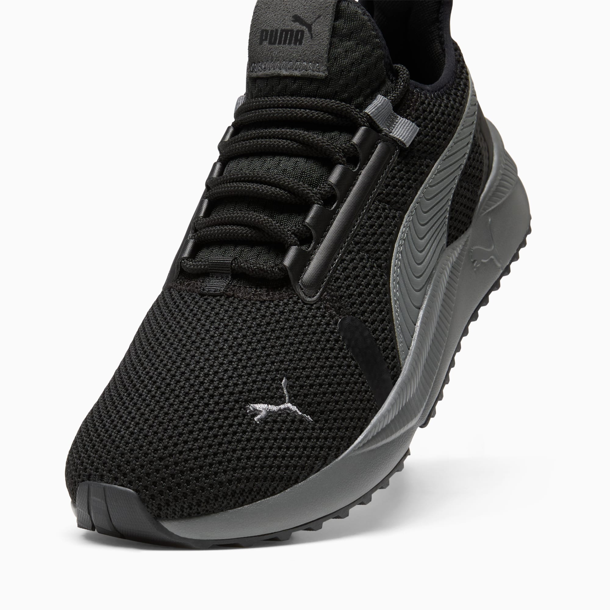Pacer Street Men s Wide Sneakers