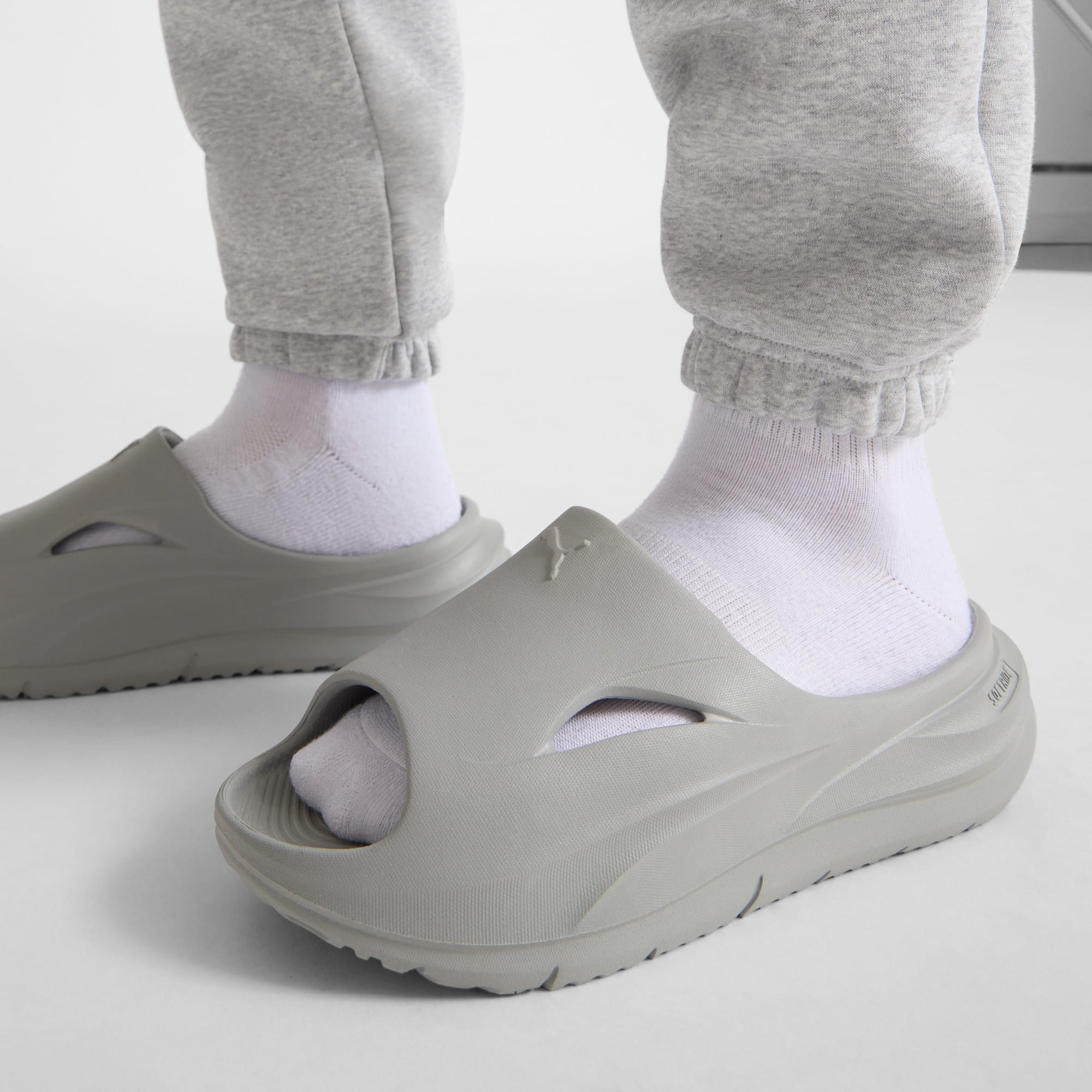 激安人気新品 SOFTRIDE-ZeroG-Slides 米・雑穀・粉類