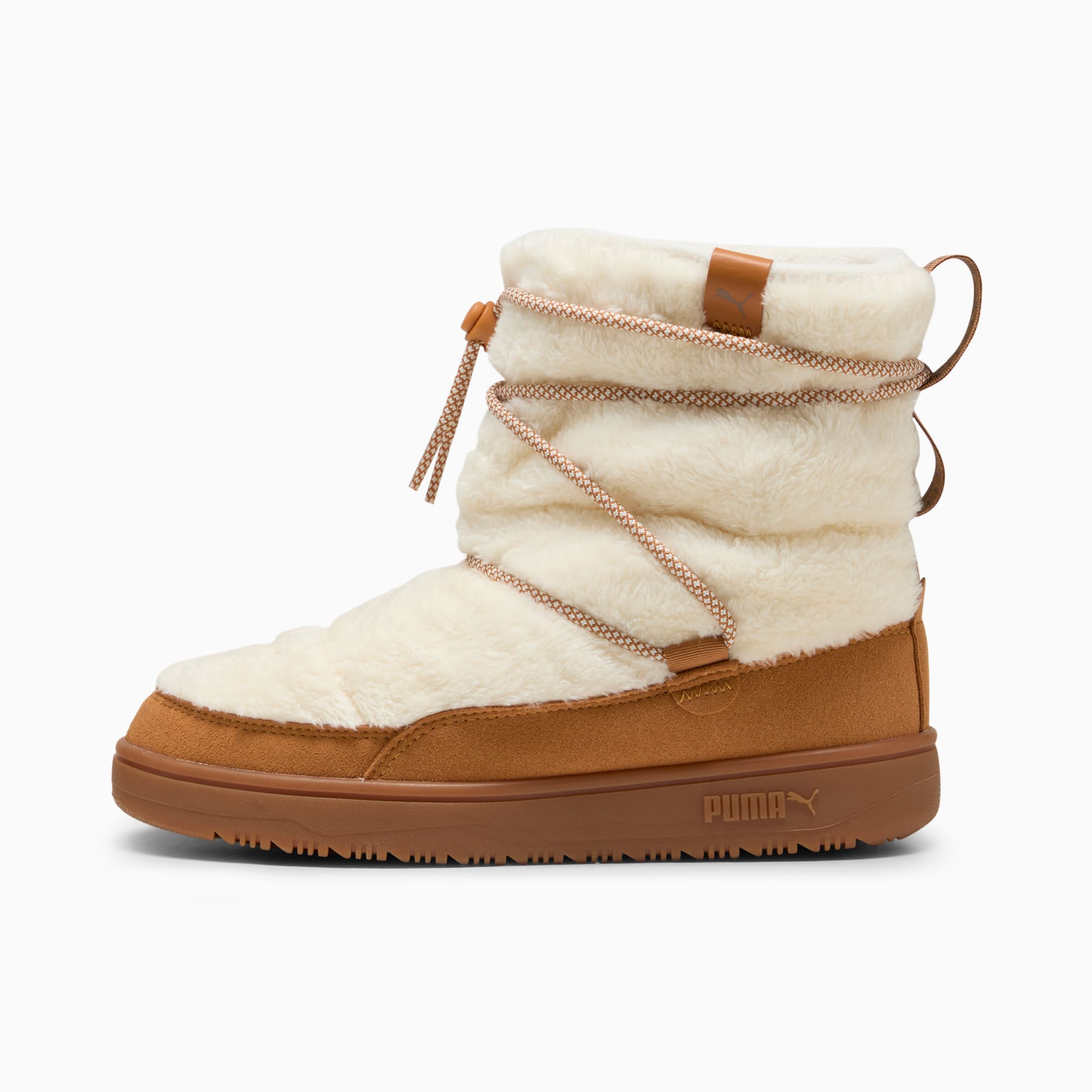 Cremefarbener PUMA Damenstiefel mit flauschigem Oberteil und braunem Wildlederimitat.