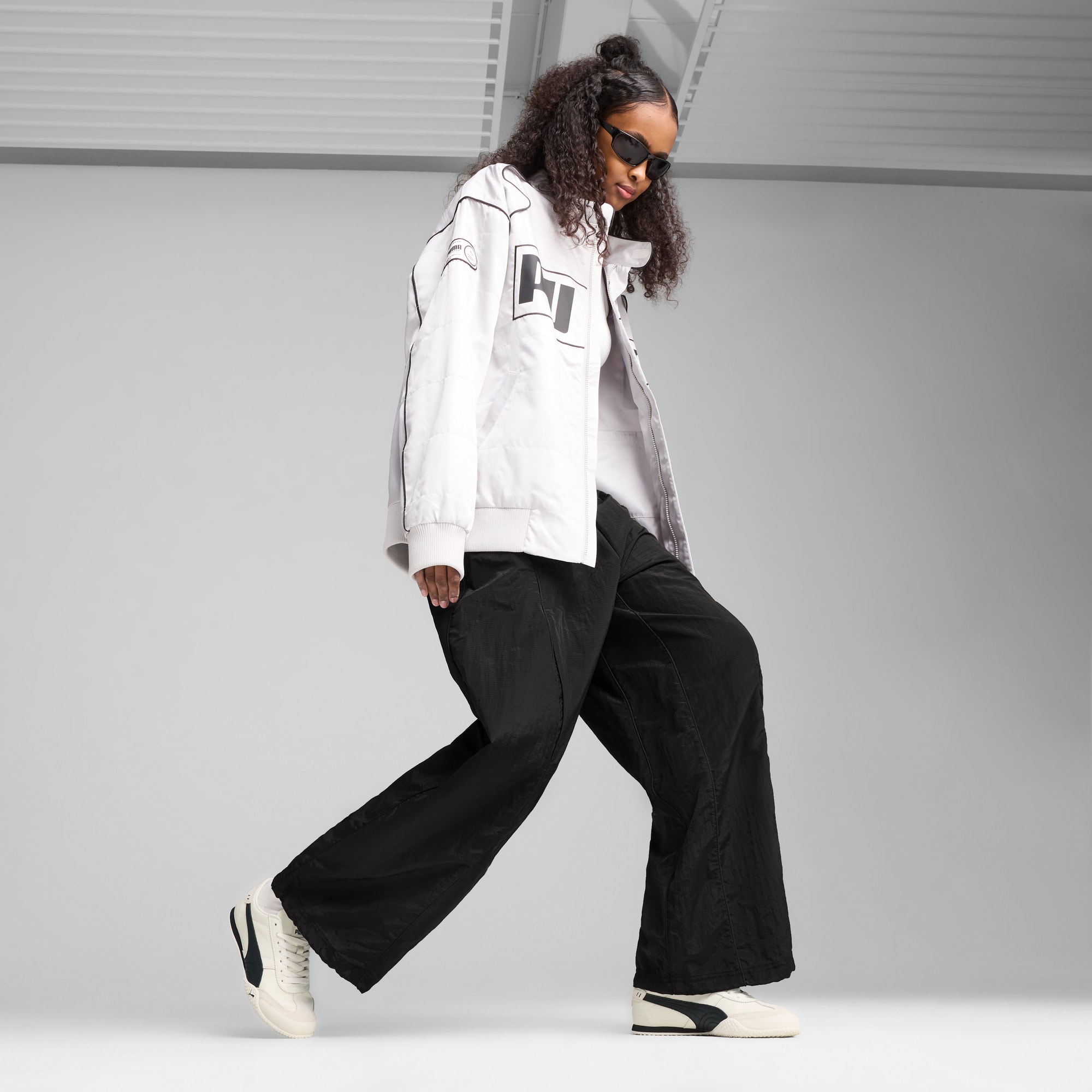 ［PUMA］★ ベラ UT レザー ★ ［送料・関税無］ PUMA公式】ユニセックス ベラ UT レザー スニーカー