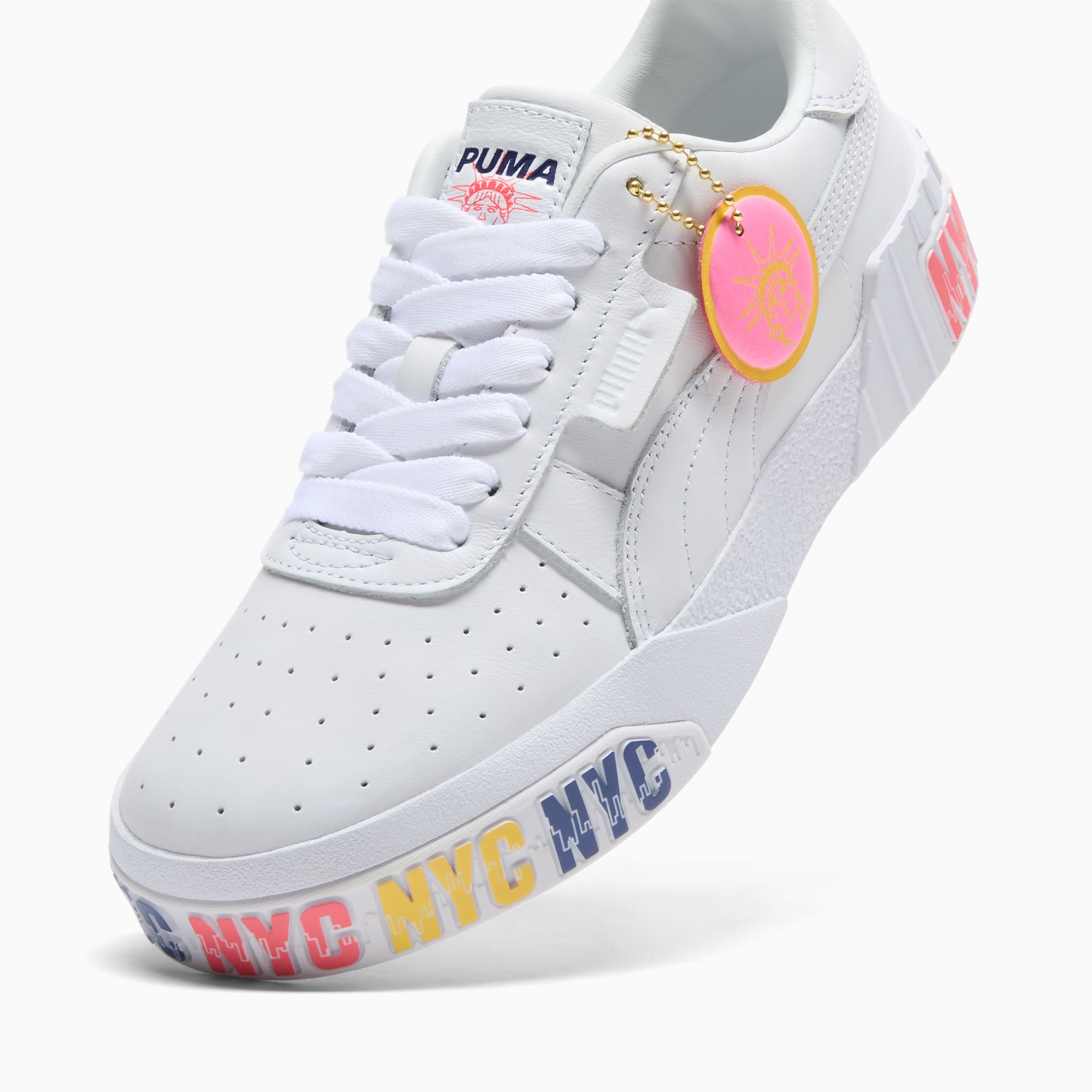 贅沢屋の Cali B PUMA | Flagship NYC クラブ