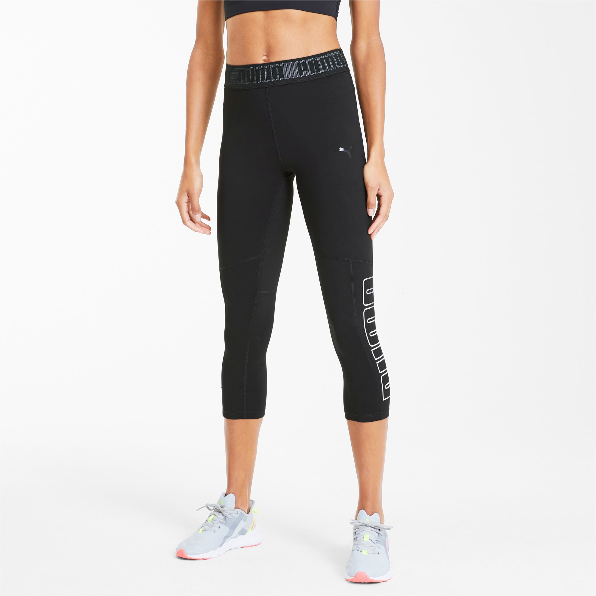 https://images.puma.com/image/upload/f_auto,q_auto,b_rgb:fafafa,w_2000,h_2000/global/518944/01/mod01/fnd/PNA/fmt/png/Logo-Elastic-Women's-3/4-Leggings