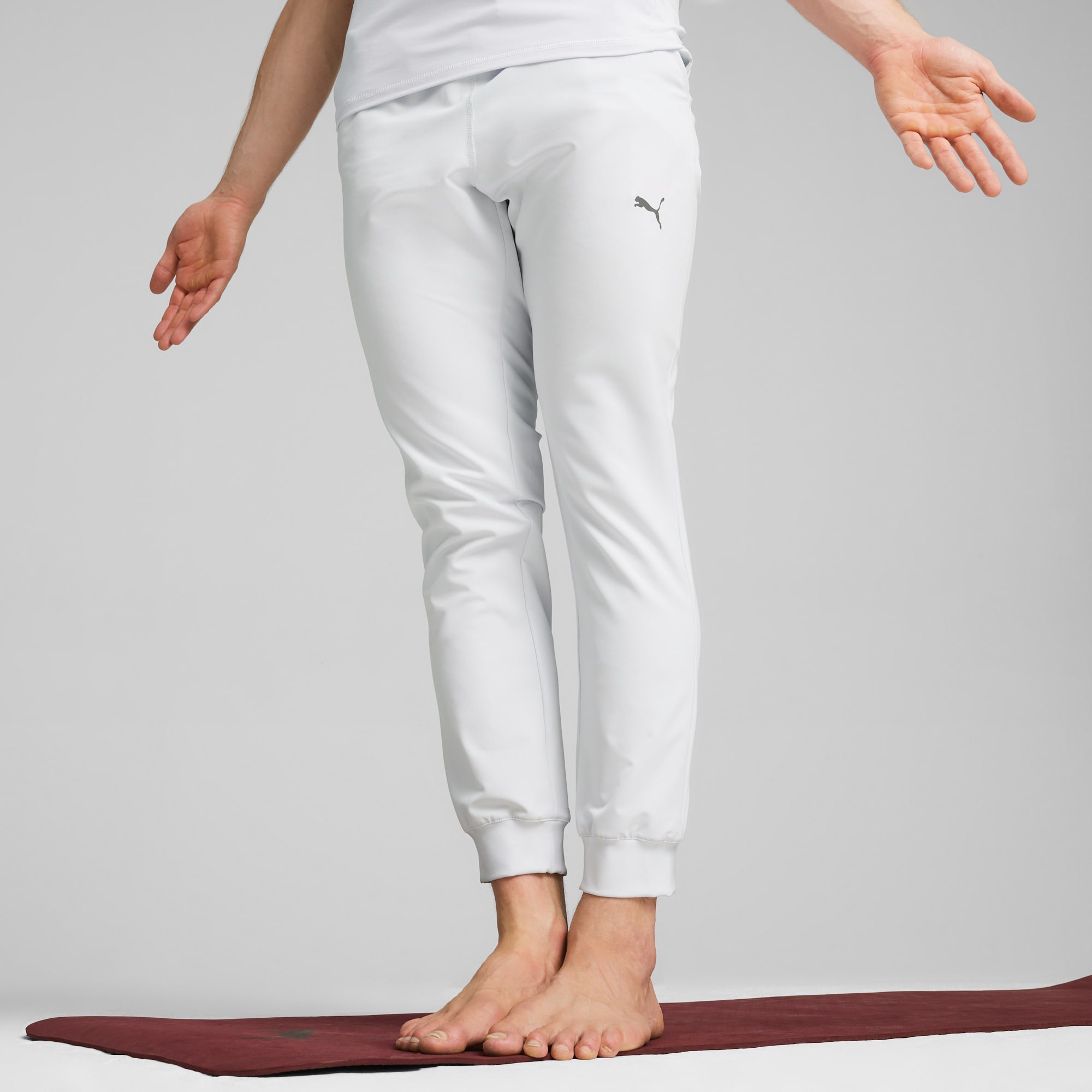 Studio Ultramove Training Joggers Men PUMA