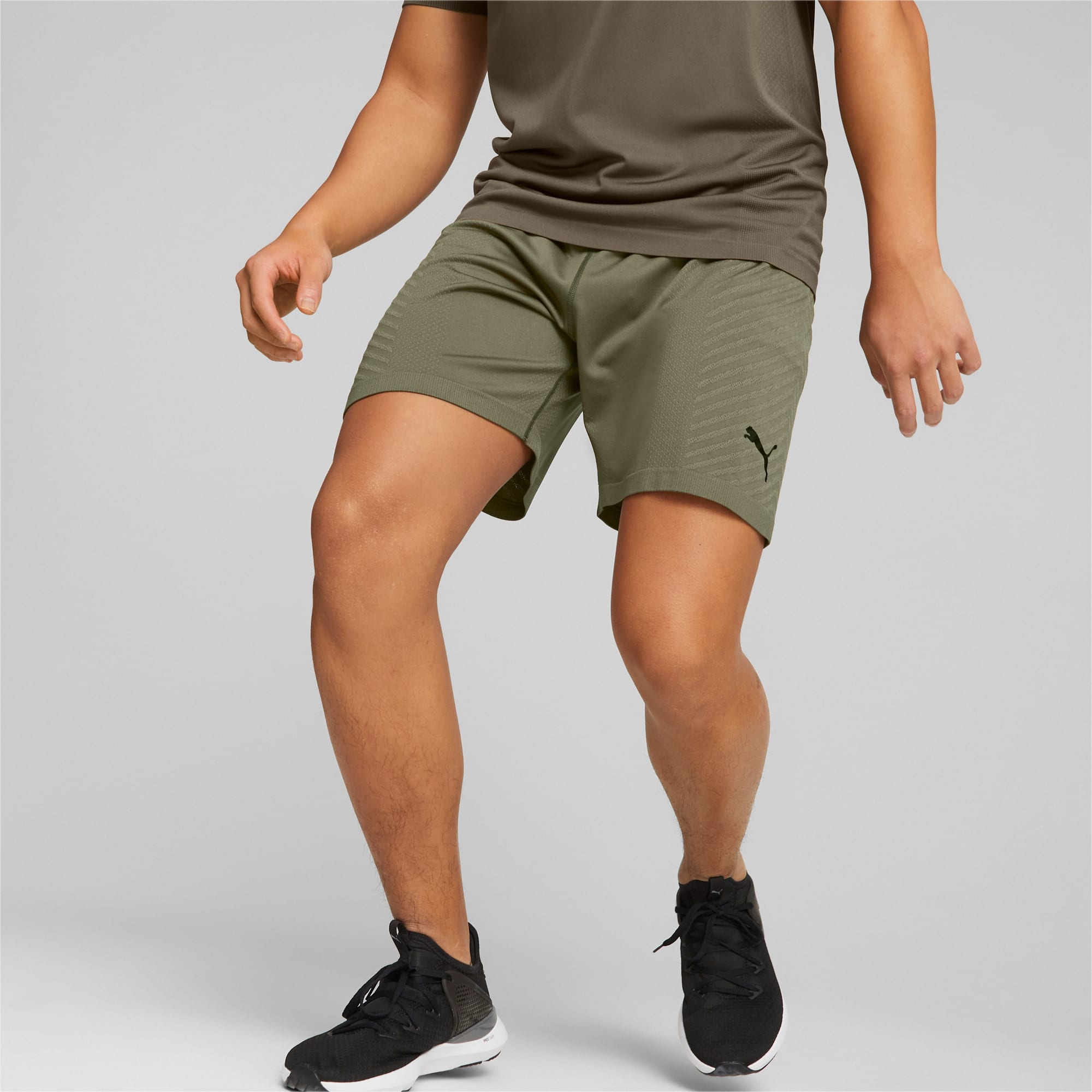 Puma workout shorts top