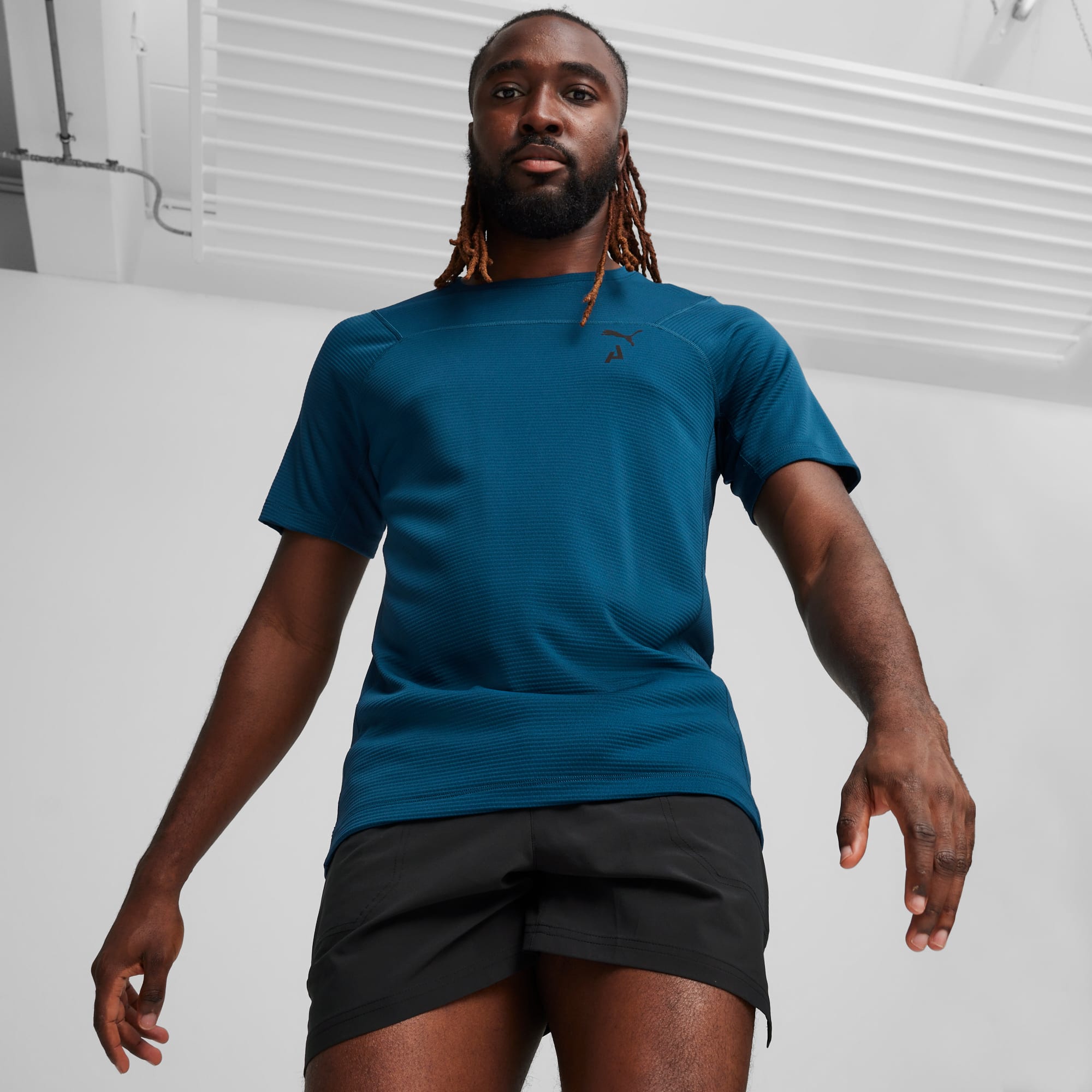 SEASONS Short Sleeve Men s Tee