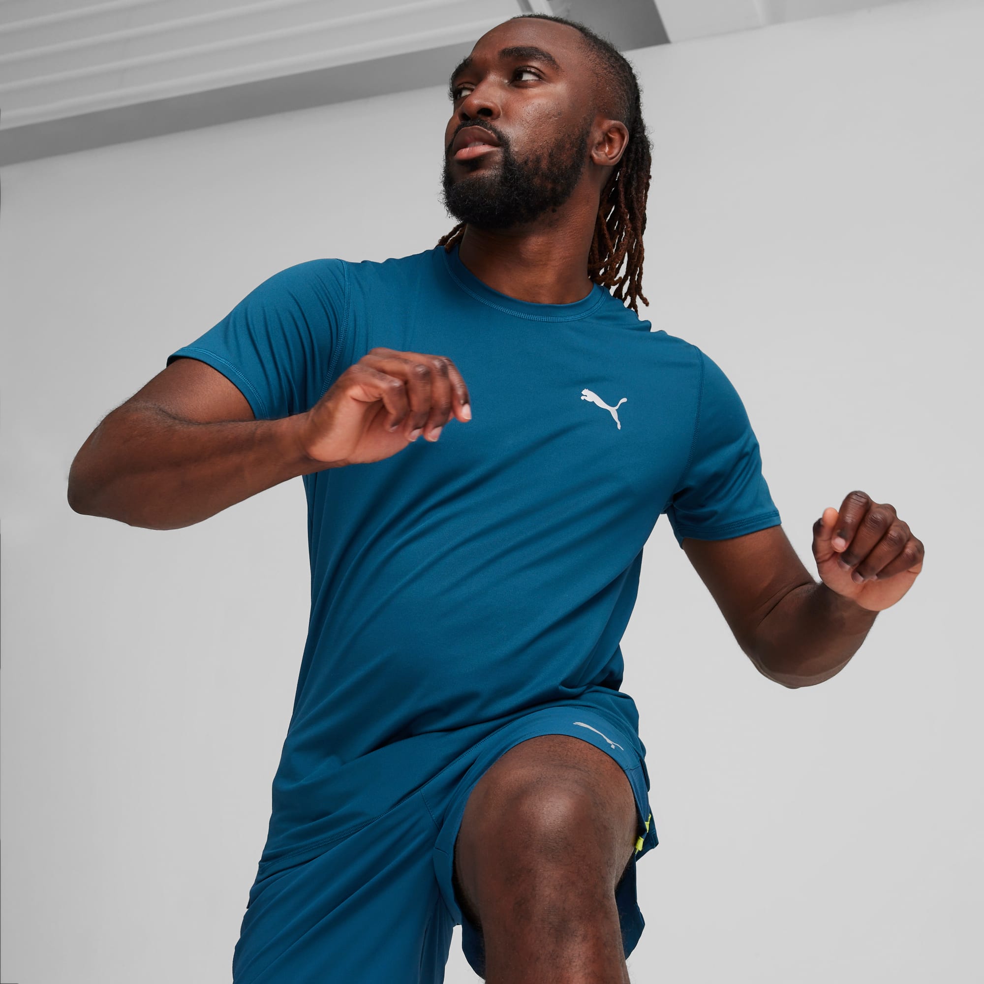RUN CLOUDSPUN SHORT SLEEVE MEN S RUNNING TEE Ocean Tropic PUMA Shop All Puma PUMA