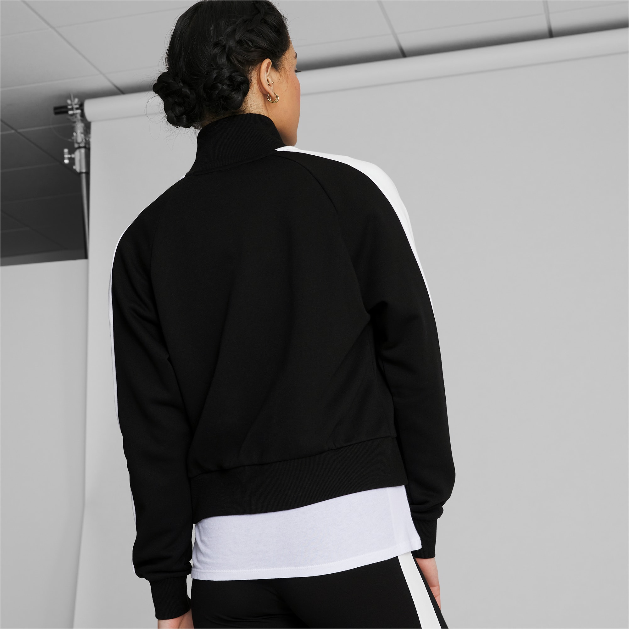 District Concept Store - PUMA Iconic T7 Crop Women Jacket - Black  (531623-01)