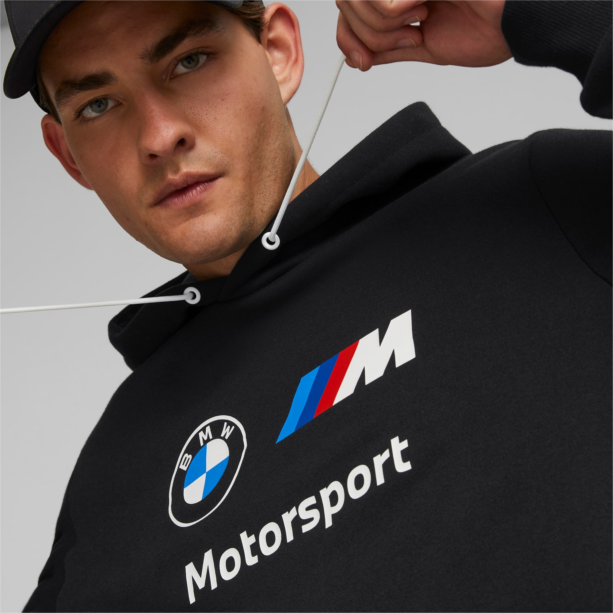 Shop Puma BMW Motorsport Essential Logo Hoodie 62130101 black | SNIPES USA