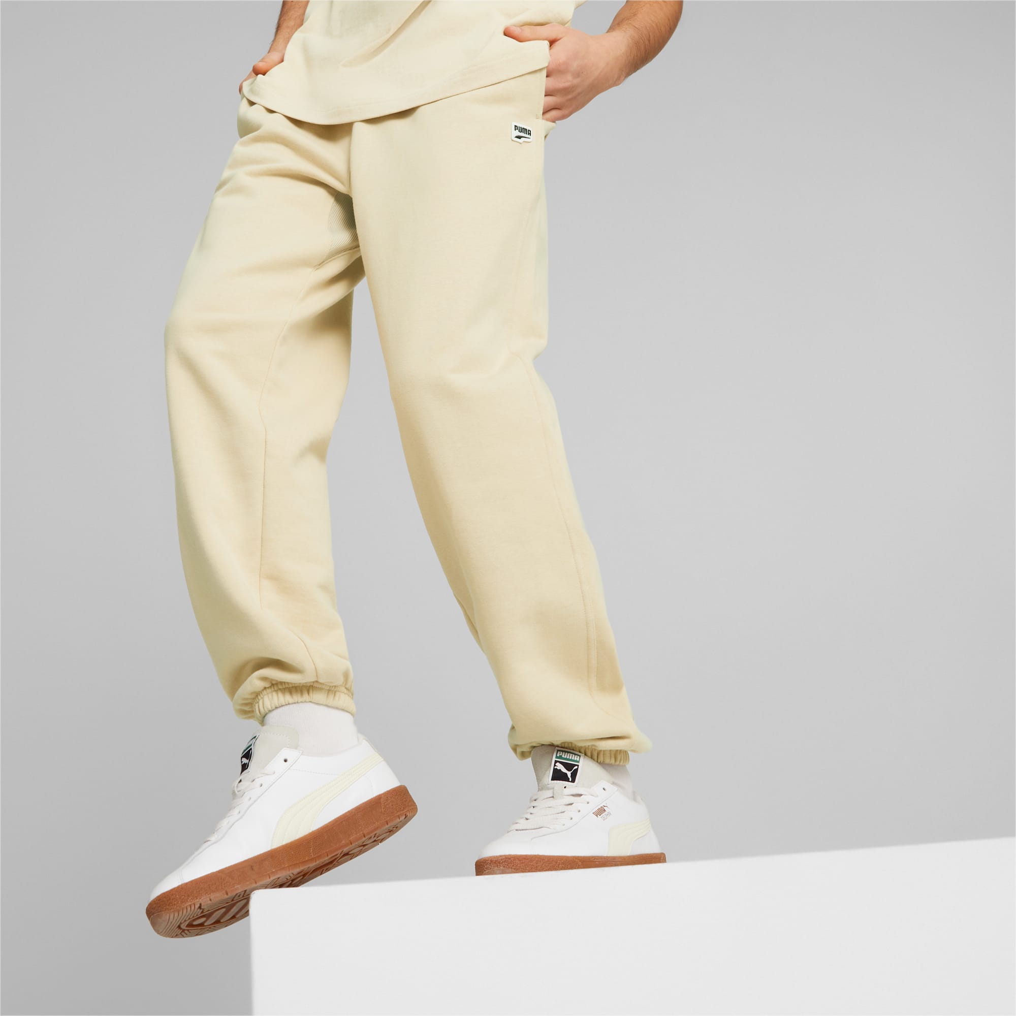 Puma loose fit hotsell sweatpants
