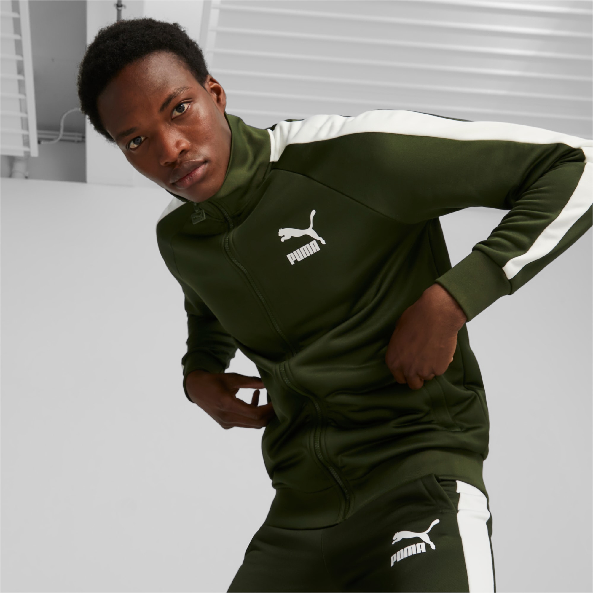 T7 ICONIC Men s Track Jacket