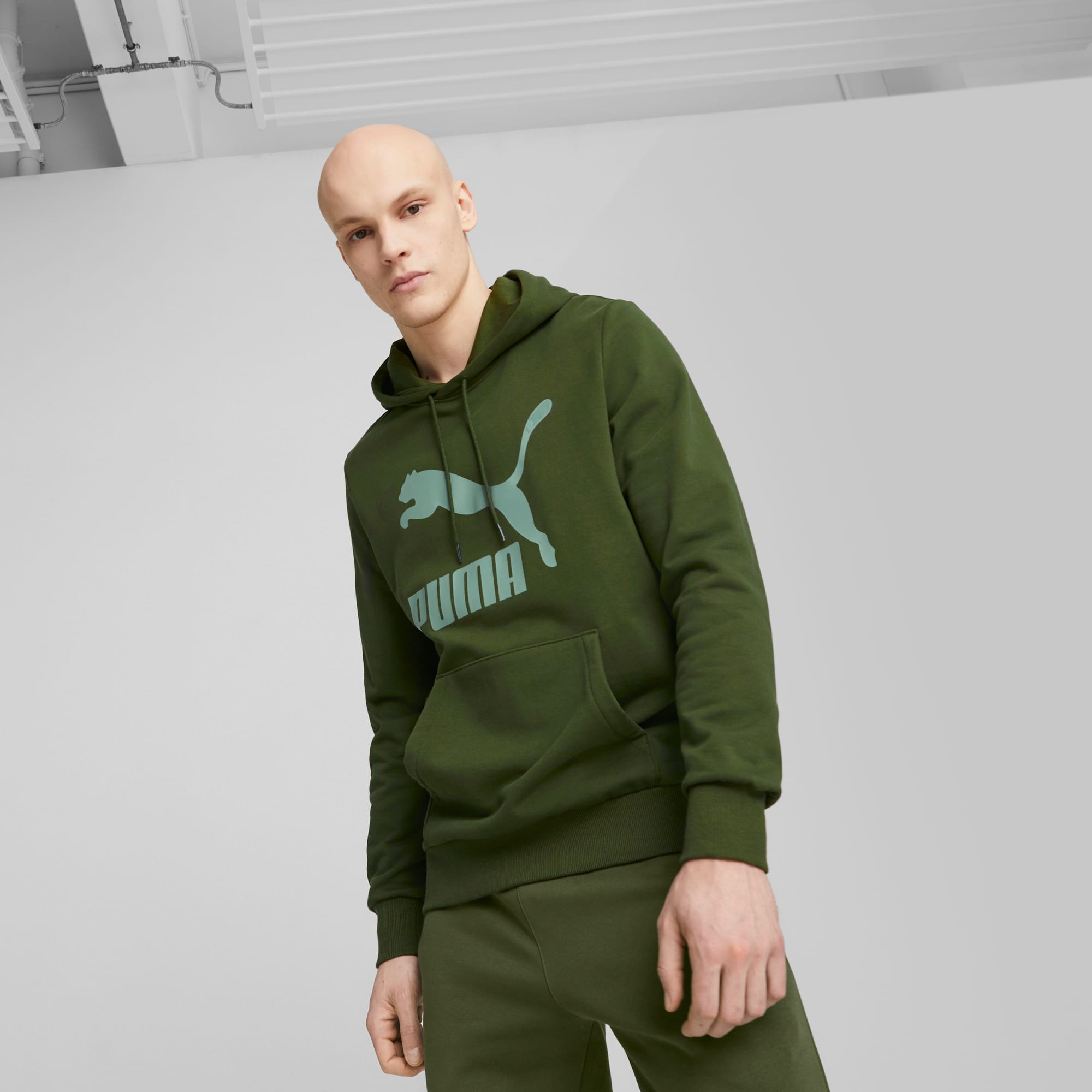 Puma classic logo hoodie outlet