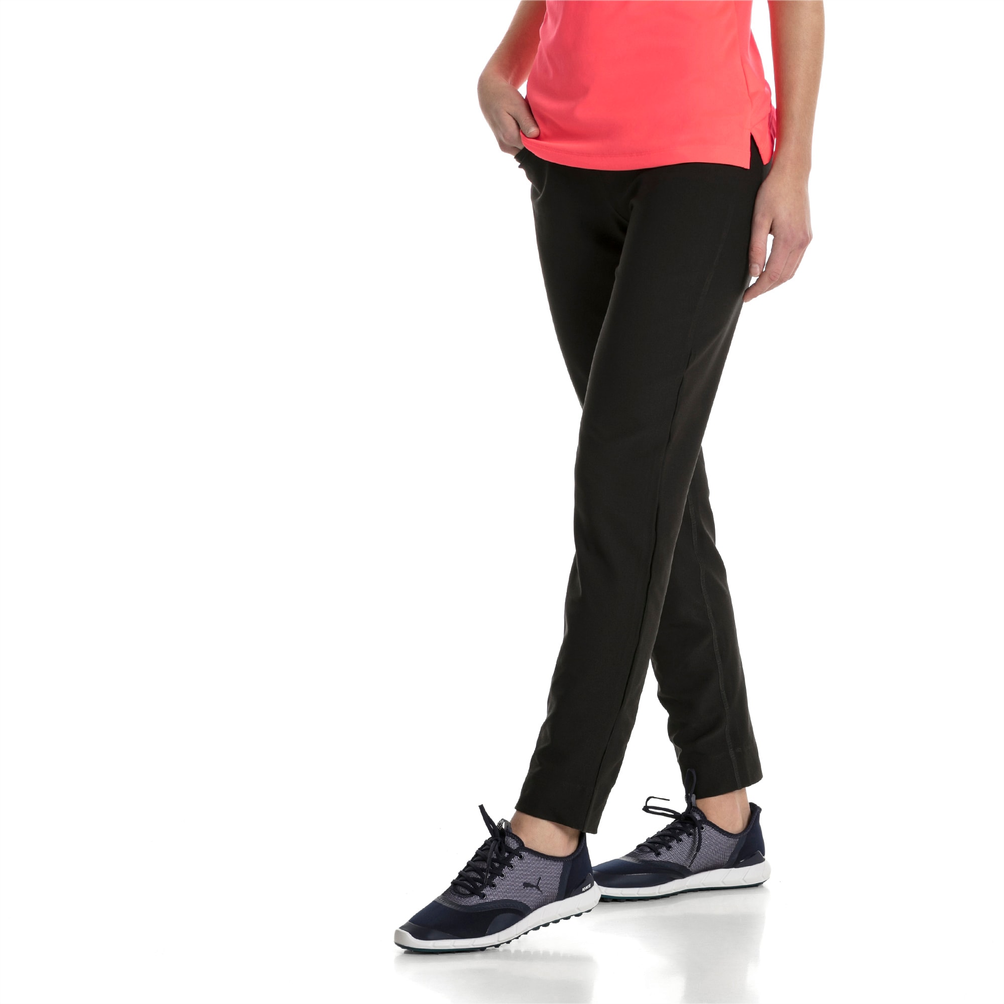 Puma Ladies PWRSHAPE Pull-On Capris in Puma Black