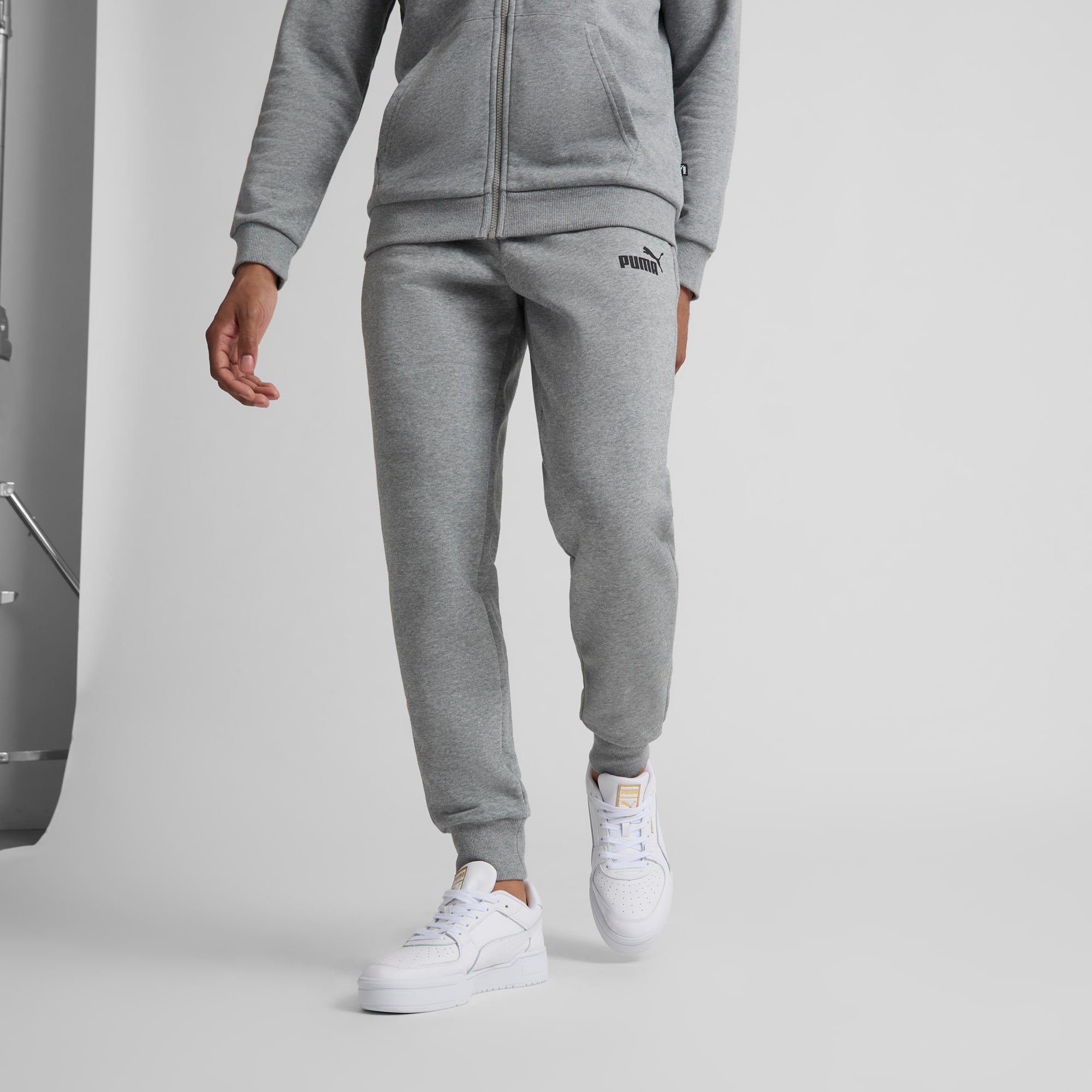 Puma Essentials Logo Men s Sweatpants Medium Grey Heather XL