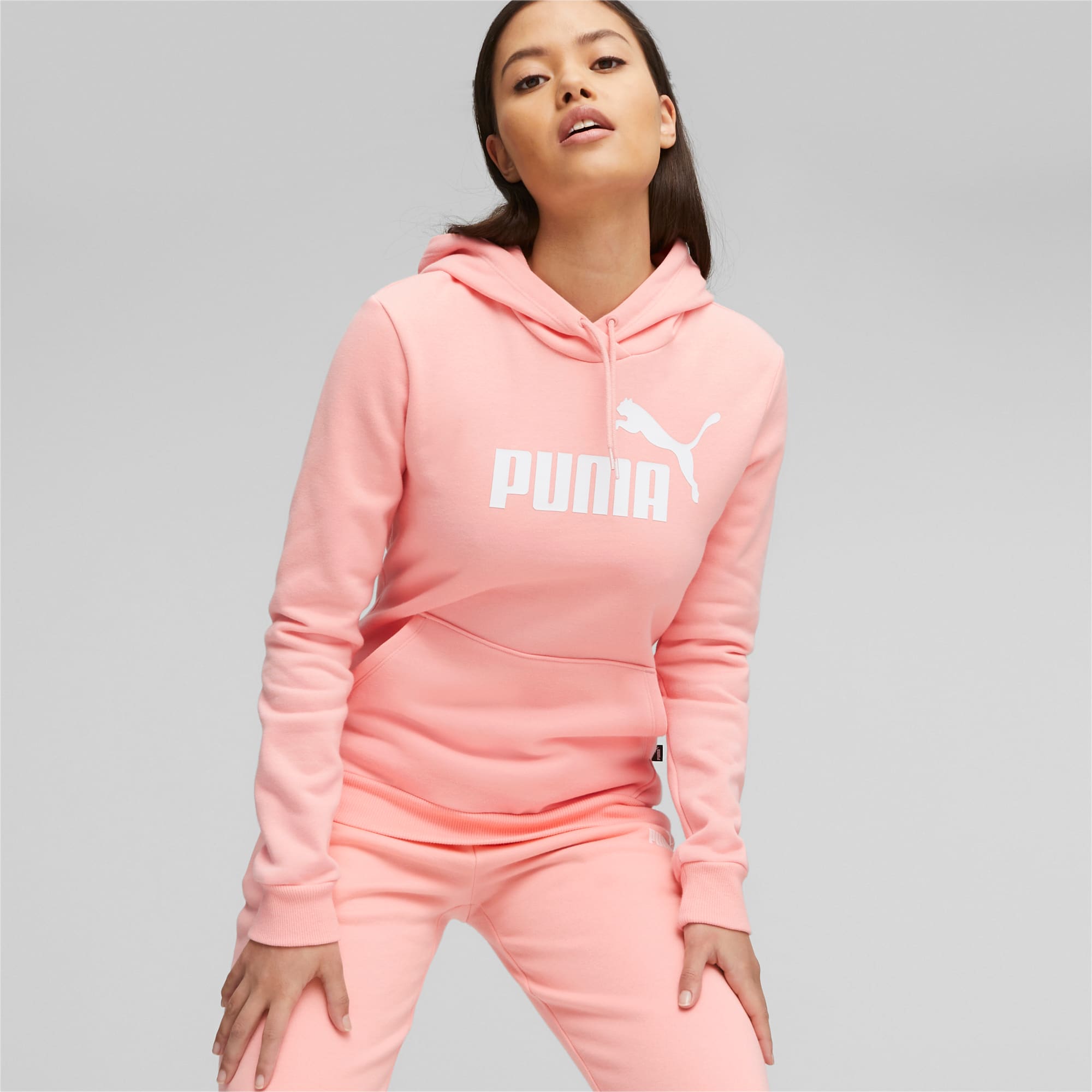 Essentials Logo FL Women\'s Hoodie | | PUMA | Sport-T-Shirts