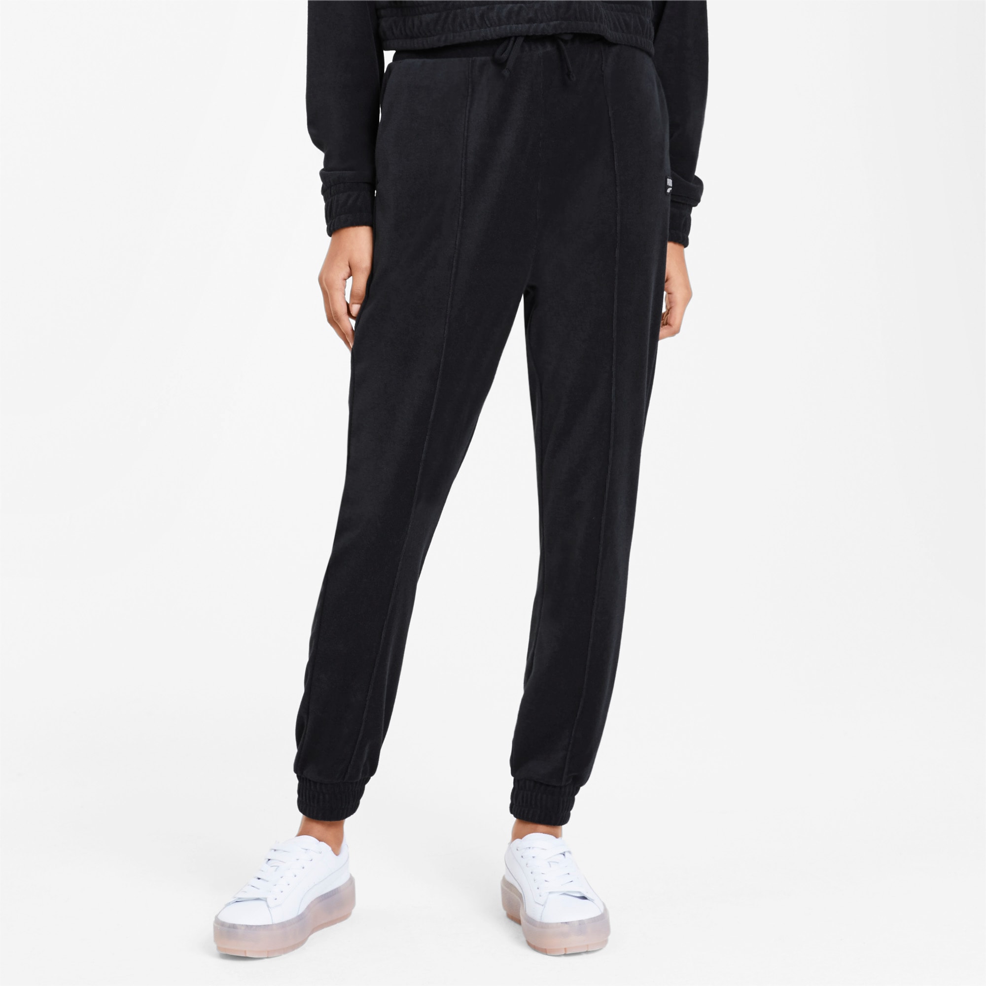 tapered black sweatpants