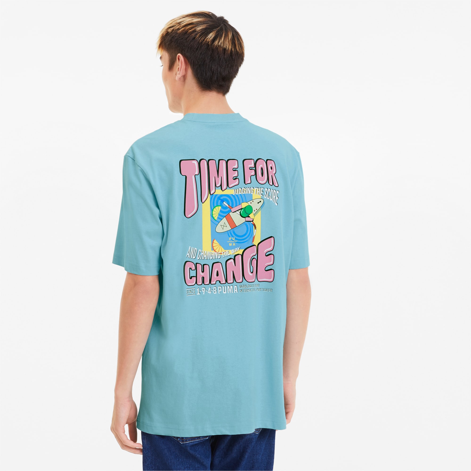 Downtown graphic tee shop