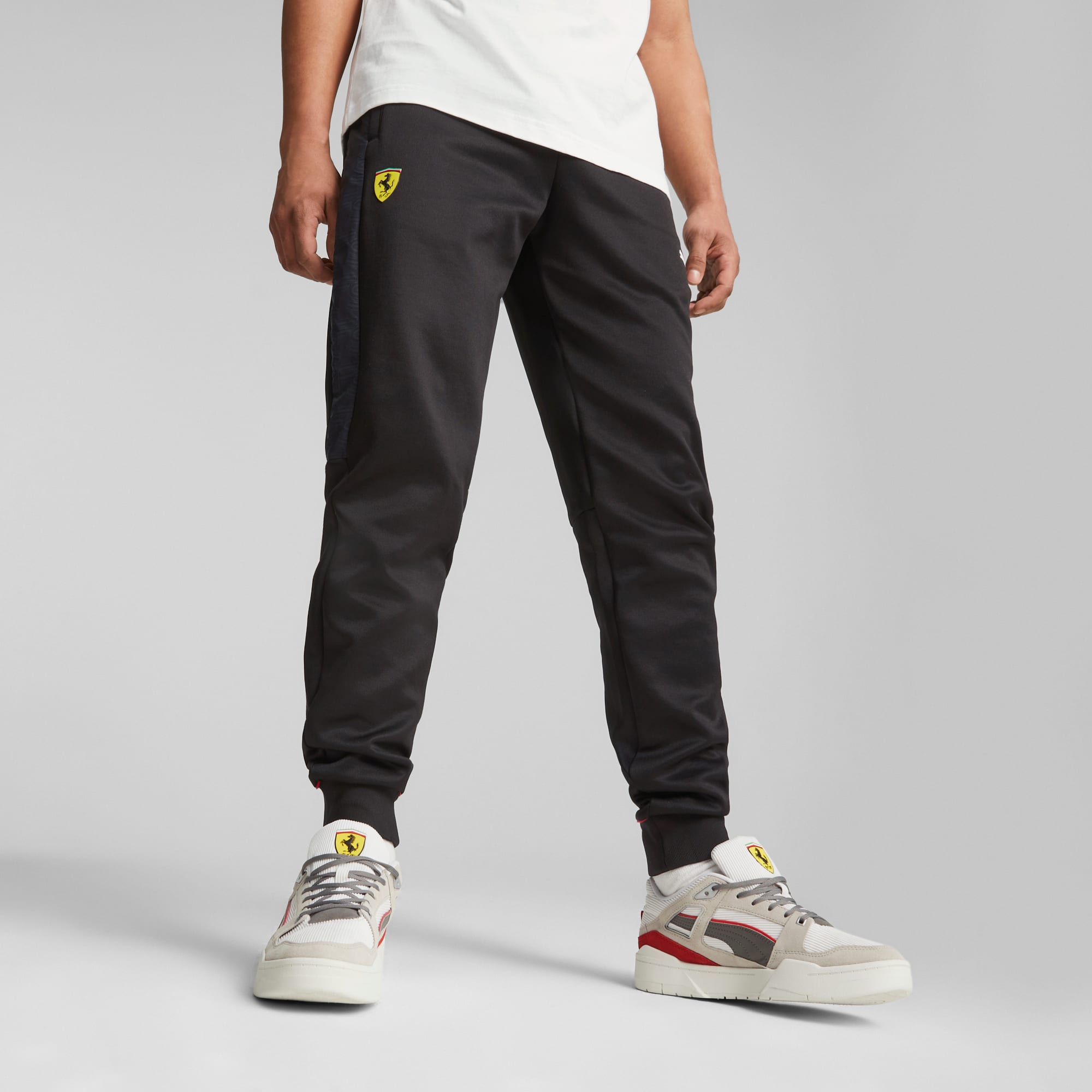 Puma Men's Ferrari Race MT7 Track Pants - Black