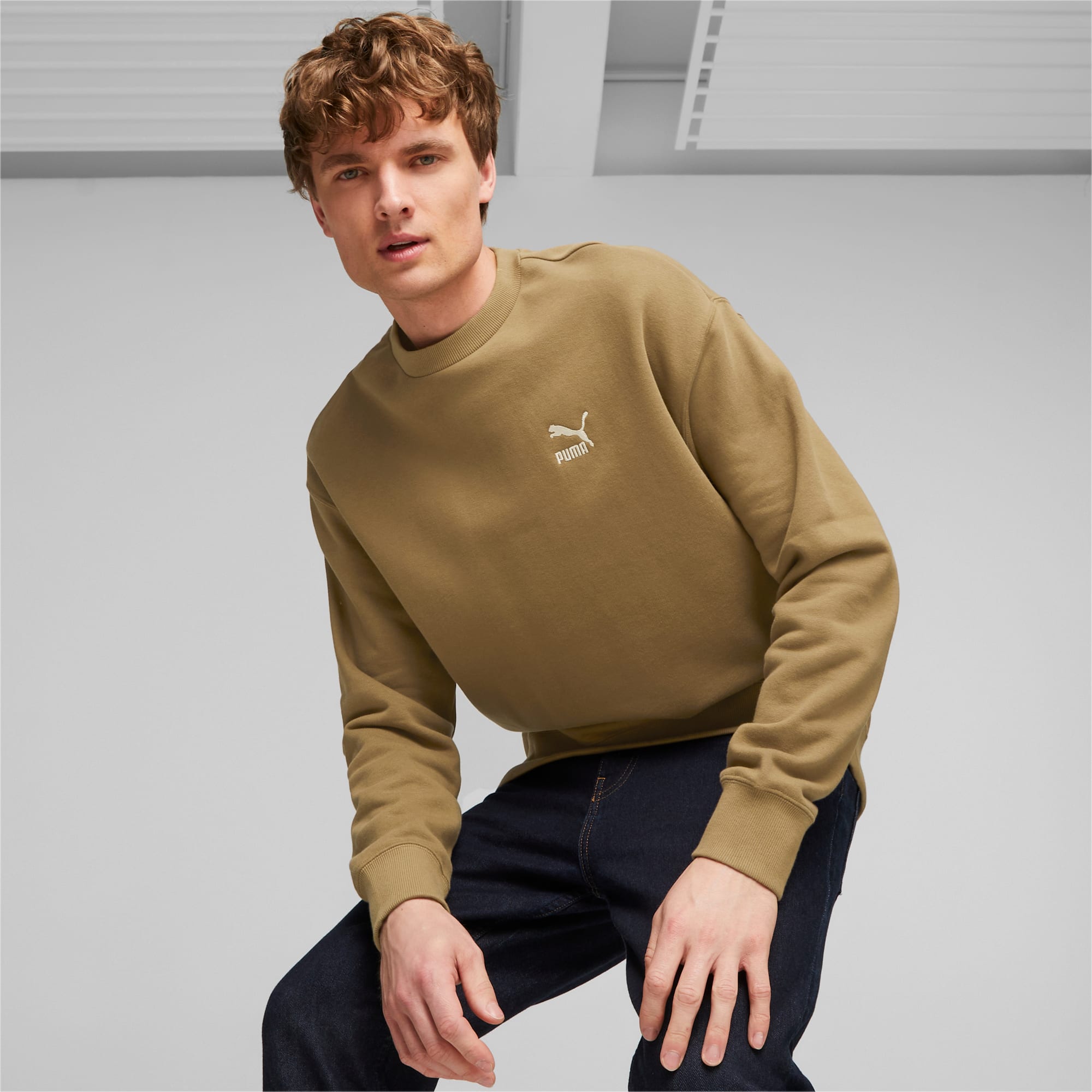 BETTER CLASSICS Men s Sweatshirt PUMA