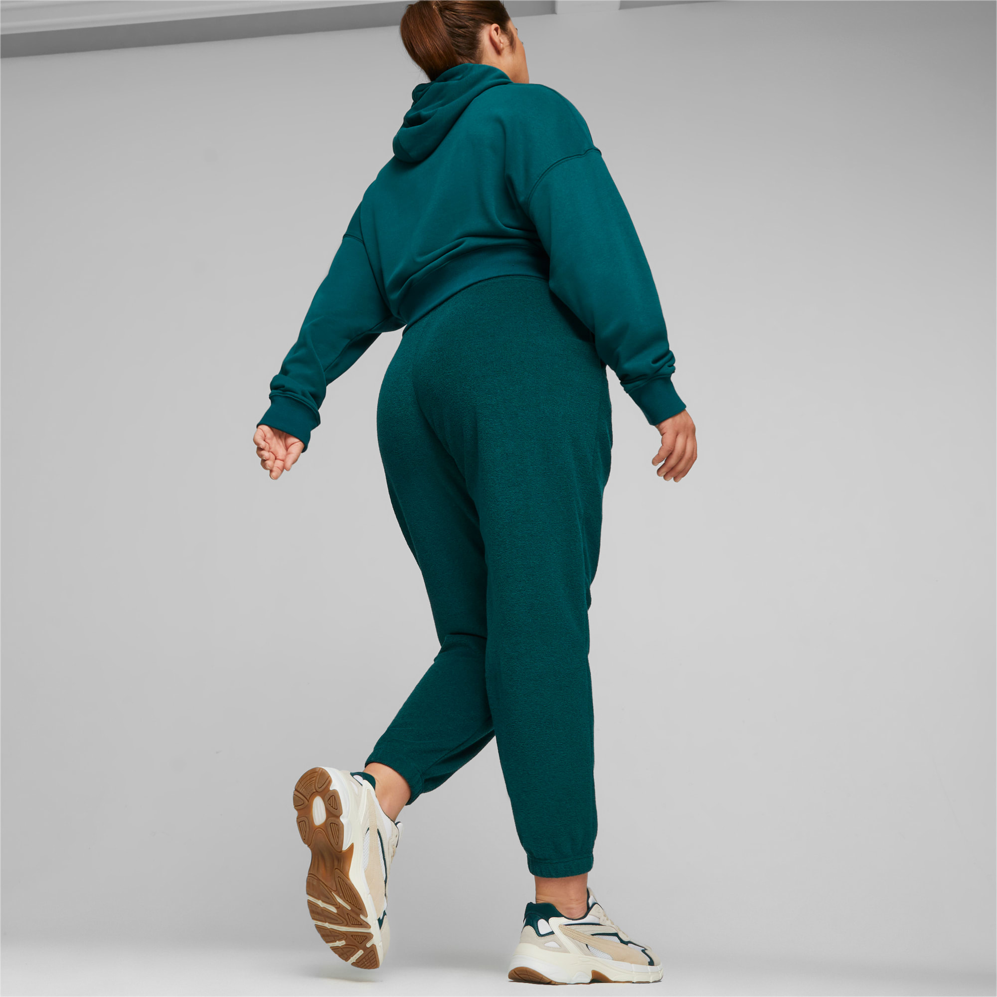 CLASSICS Women's Fleece Sweatpants | PUMA