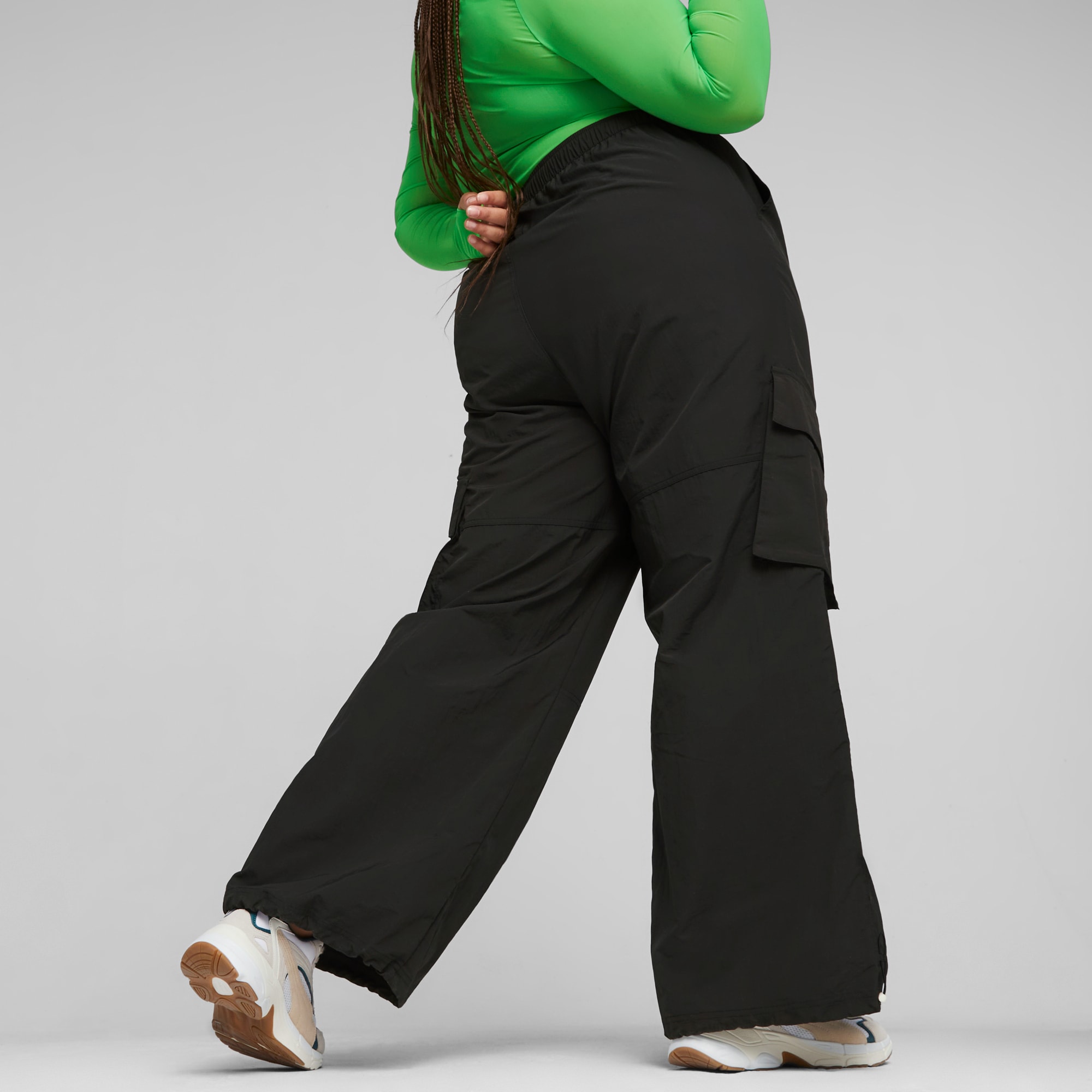 Puma women's explosive tear away pants top