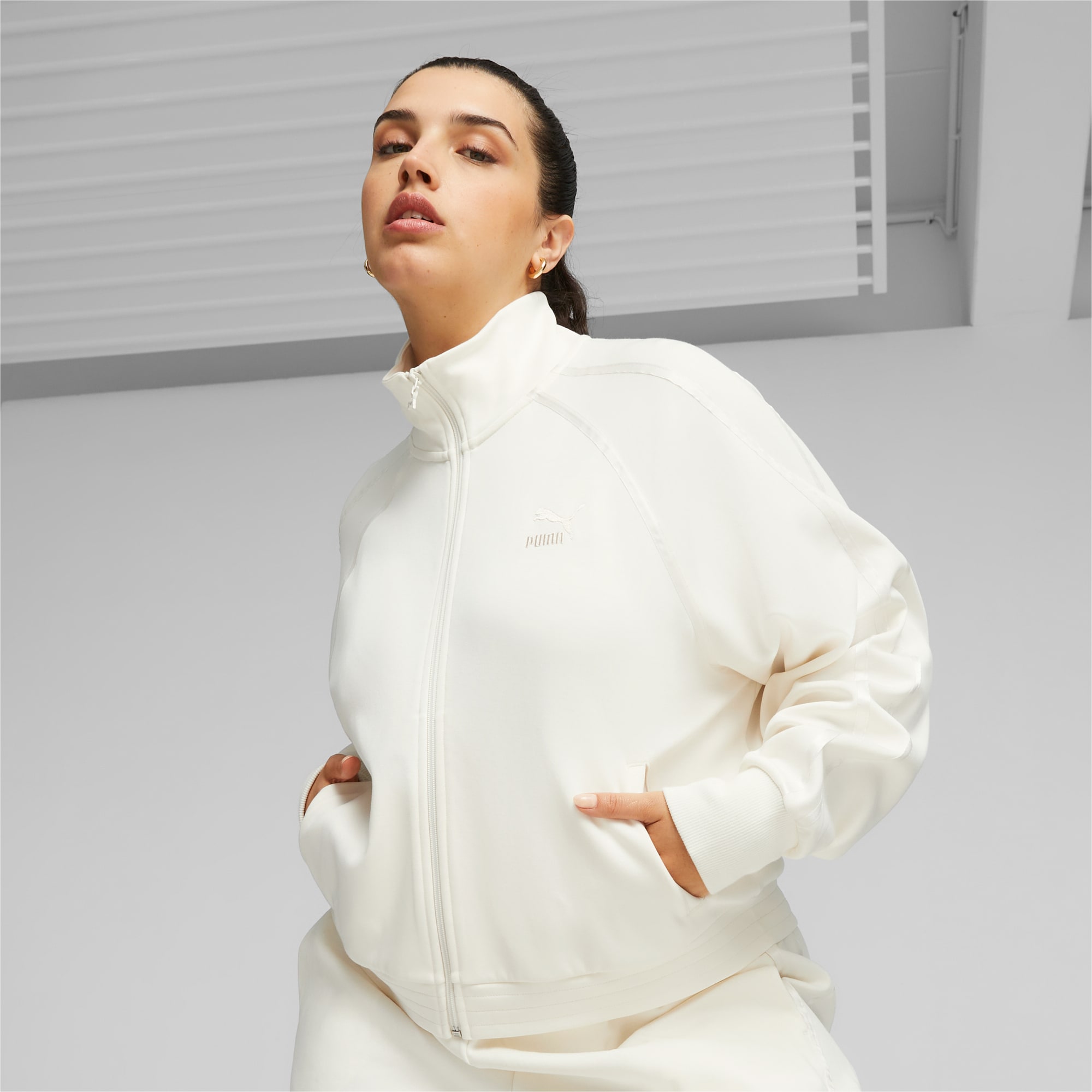 T7 Women s Track Jacket