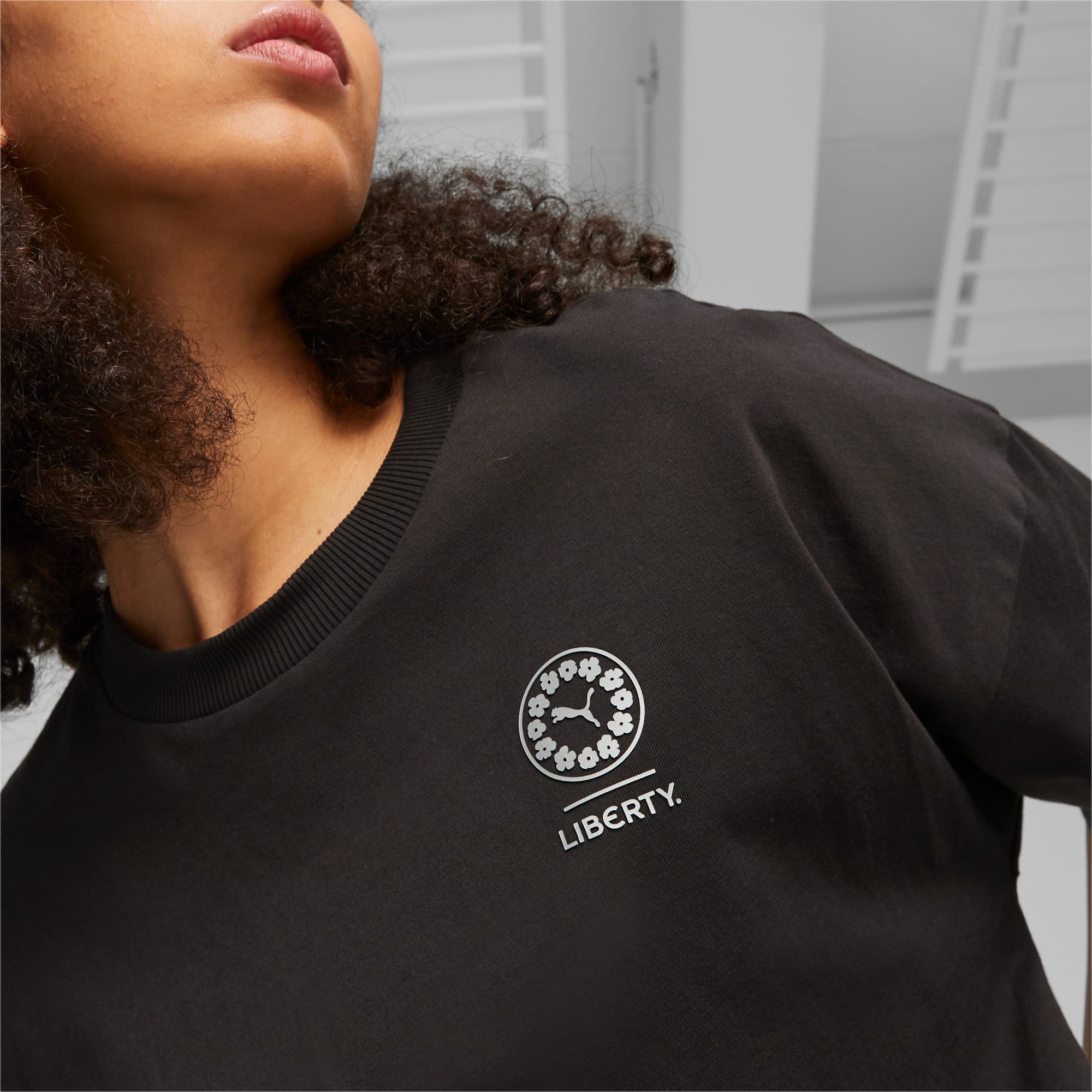 PUMA x LIBERTY Women\'s Graphic Tee | PUMA | Sport-T-Shirts