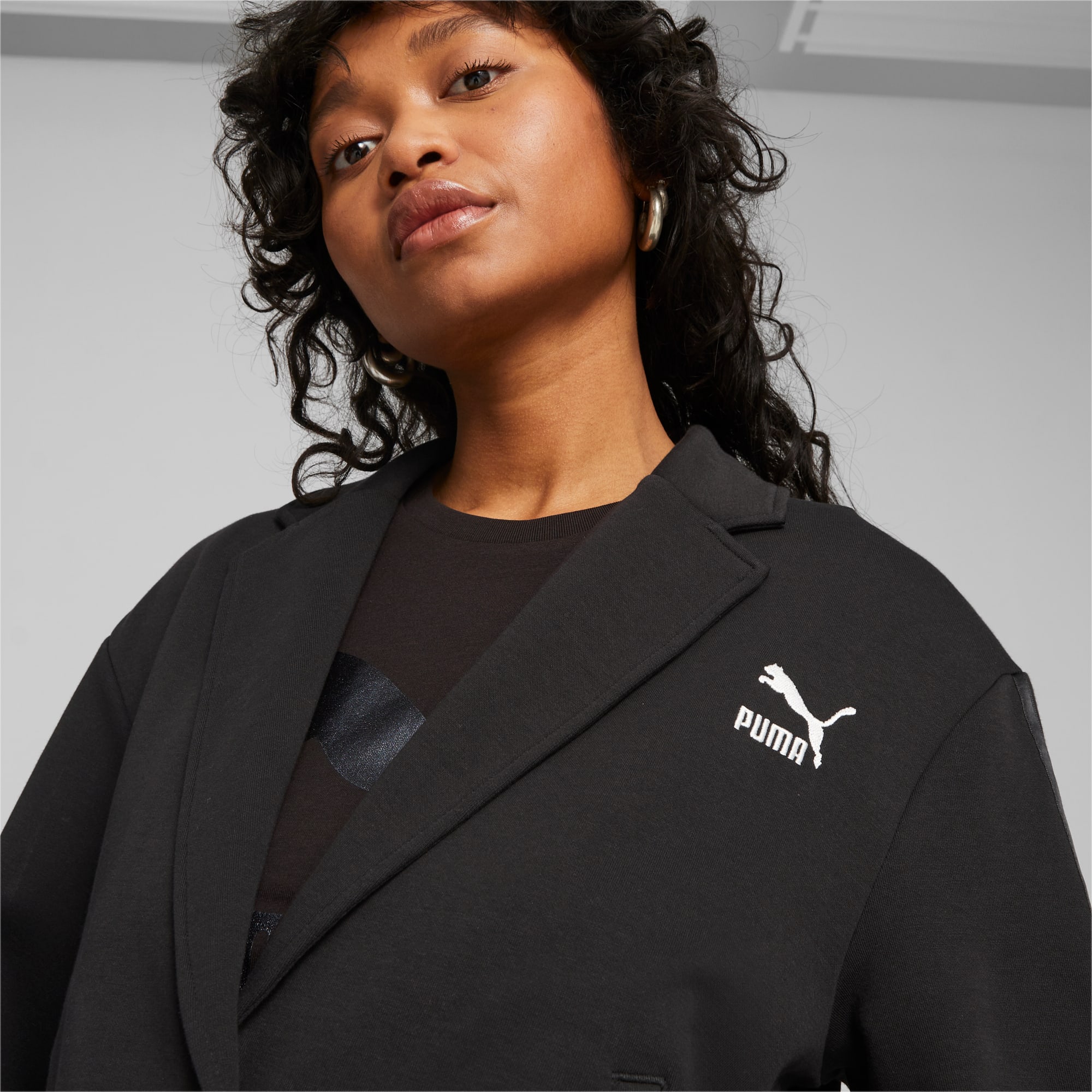 District Concept Store - PUMA Iconic T7 Crop Women Jacket - Black  (531623-01)