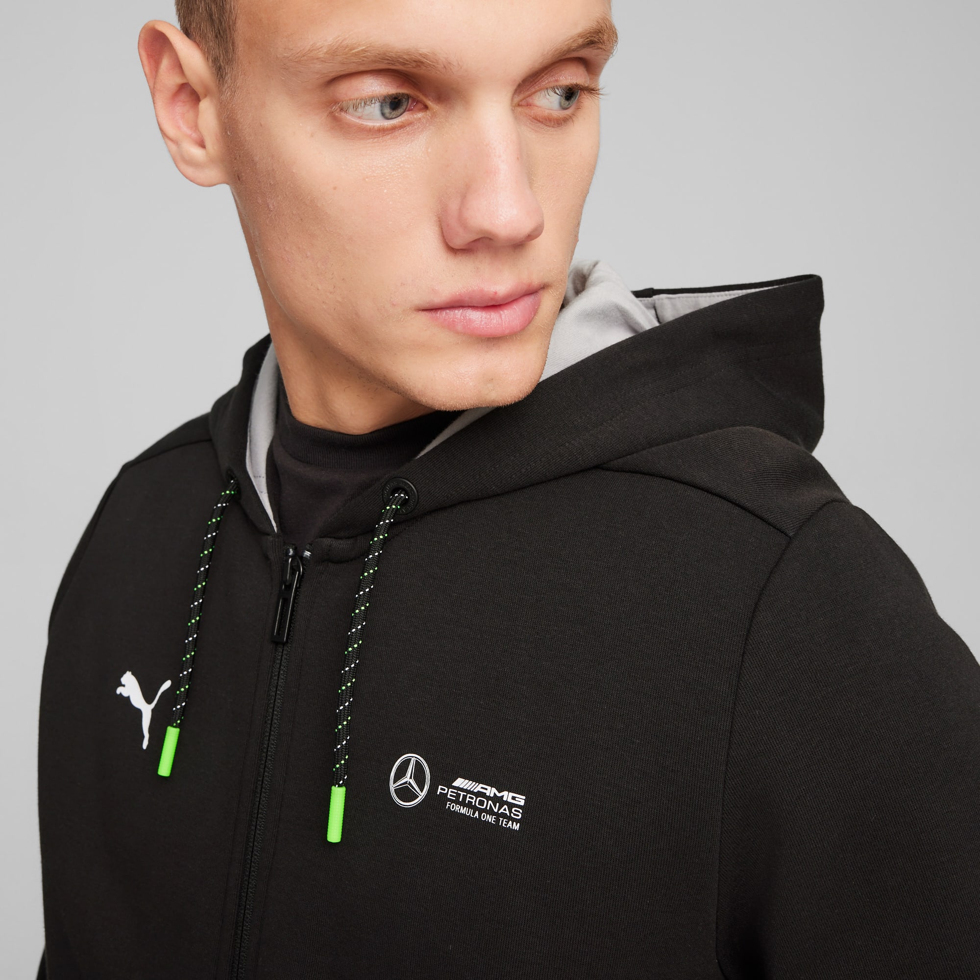 Veste petronas deals amg