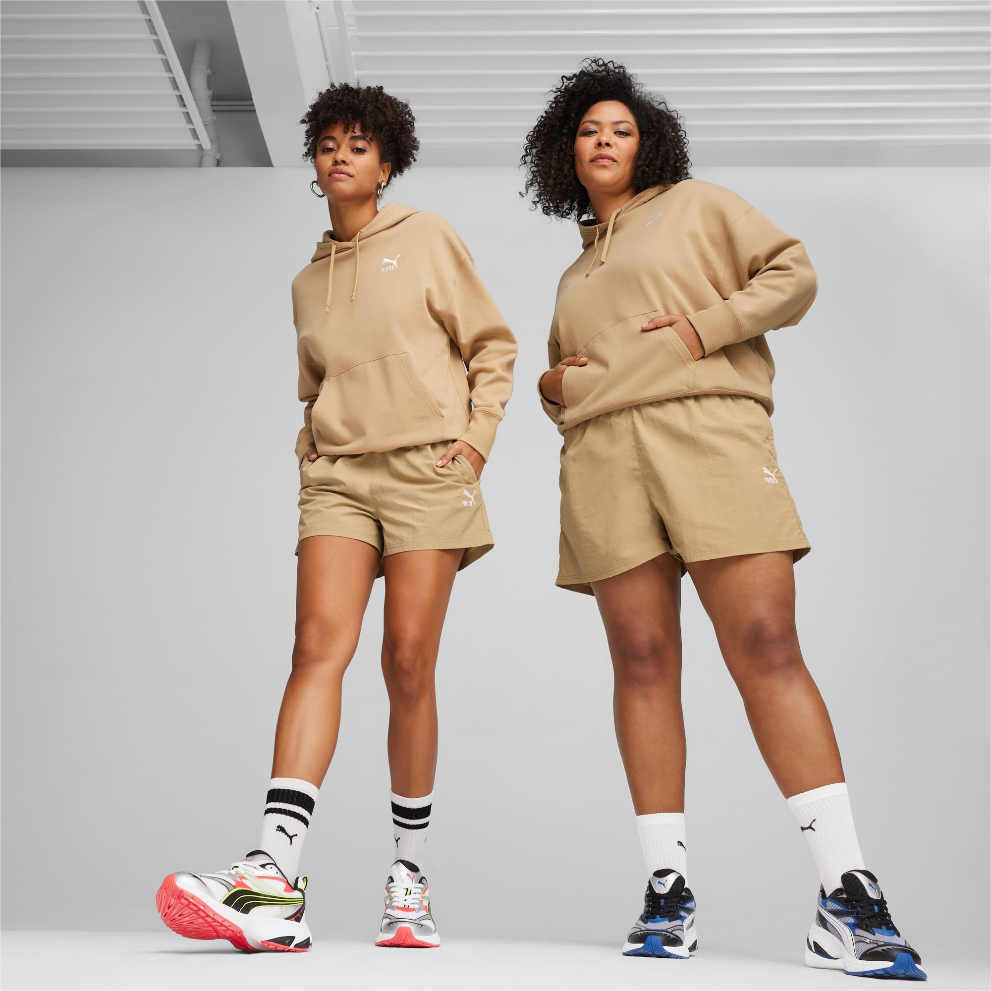 Shorts acampanados online